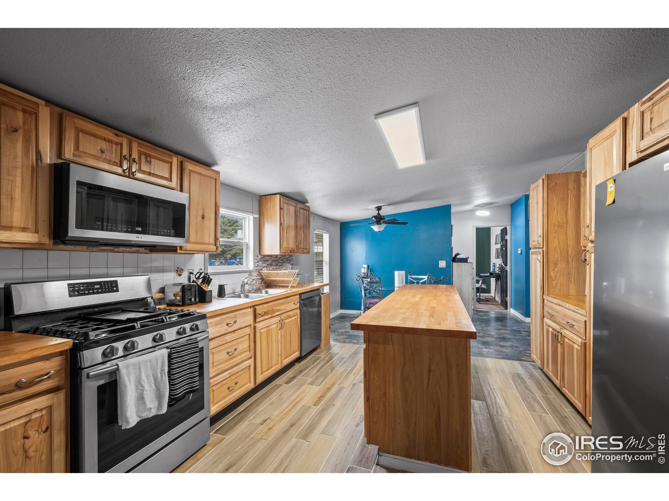 860 W 132nd Ave 85