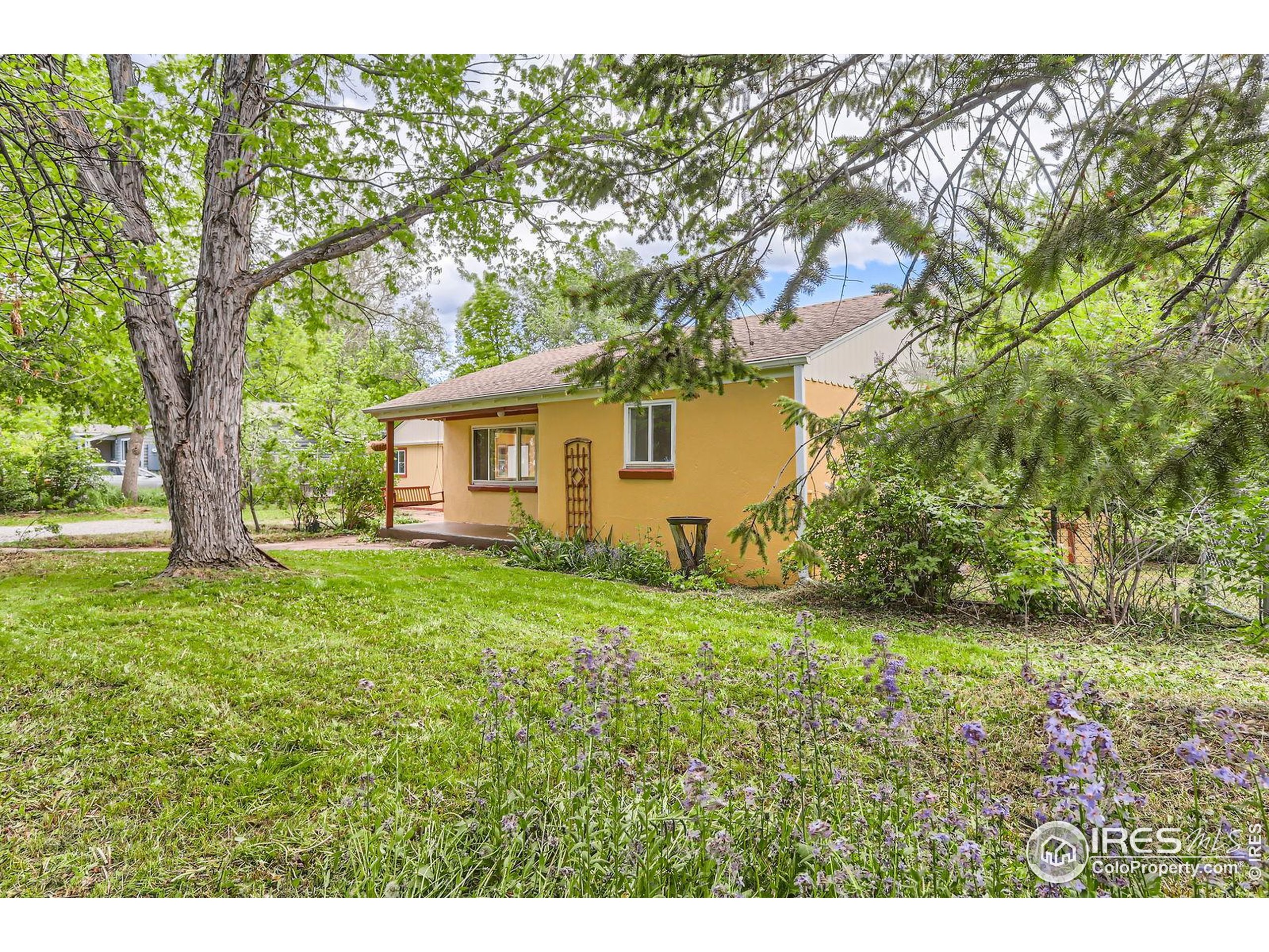 1047 Cherryvale Rd