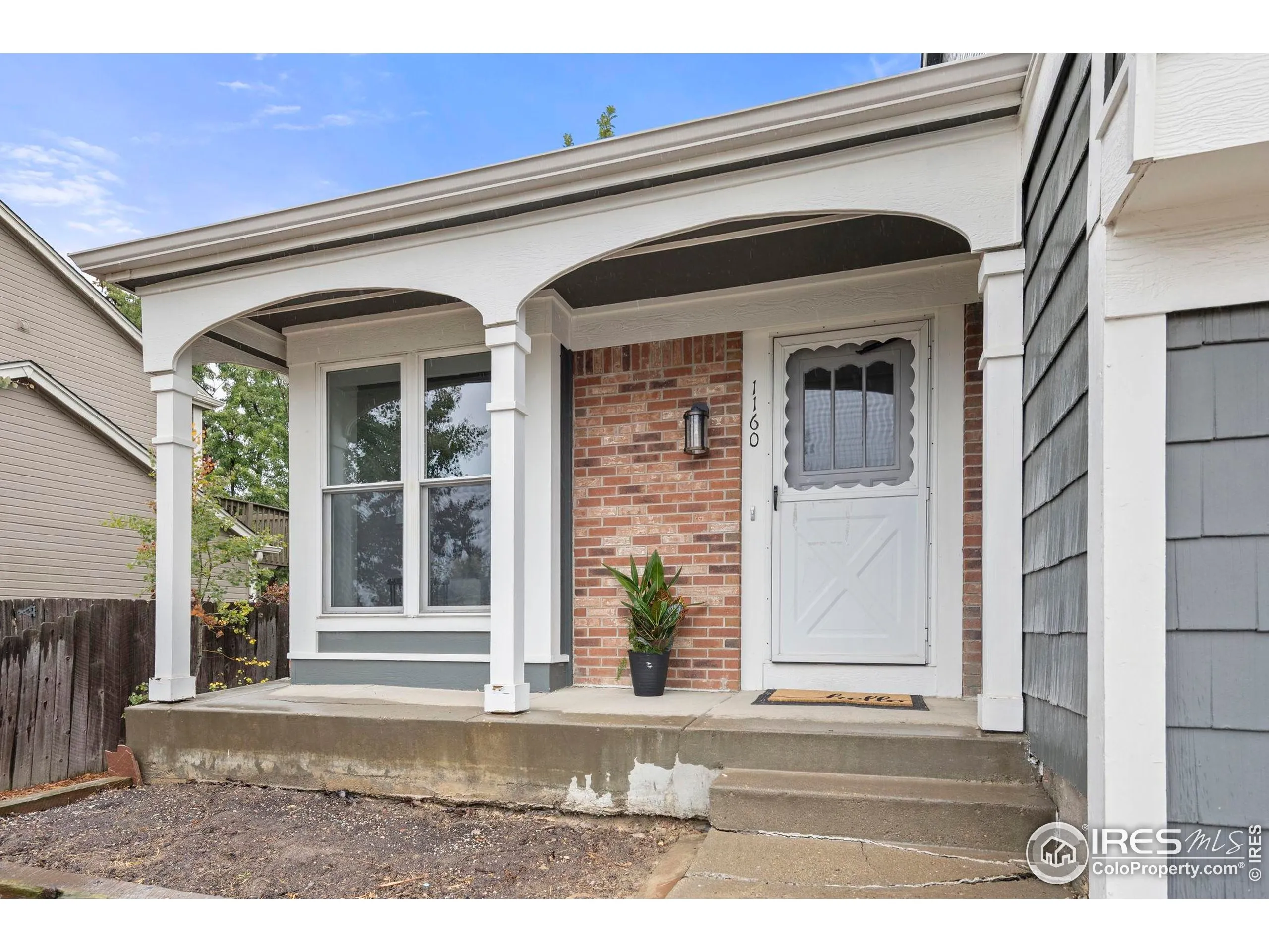 Lafayette, Colorado 80026, United States, 3 Bedrooms Bedrooms, ,2 BathroomsBathrooms,Residential,Active,216204