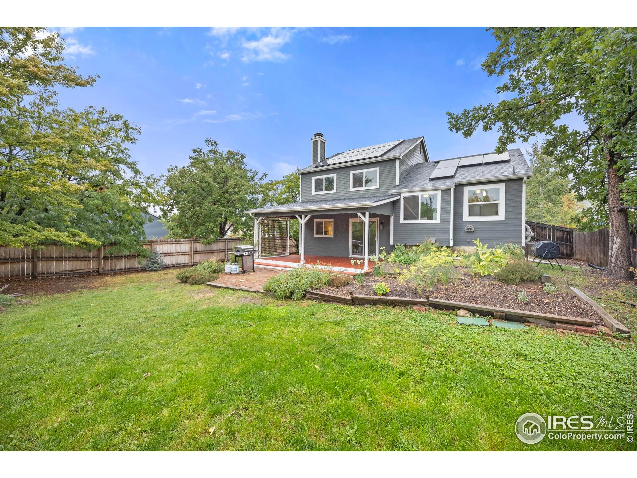 Lafayette, Colorado 80026, United States, 3 Bedrooms Bedrooms, ,2 BathroomsBathrooms,Residential,Active,216204