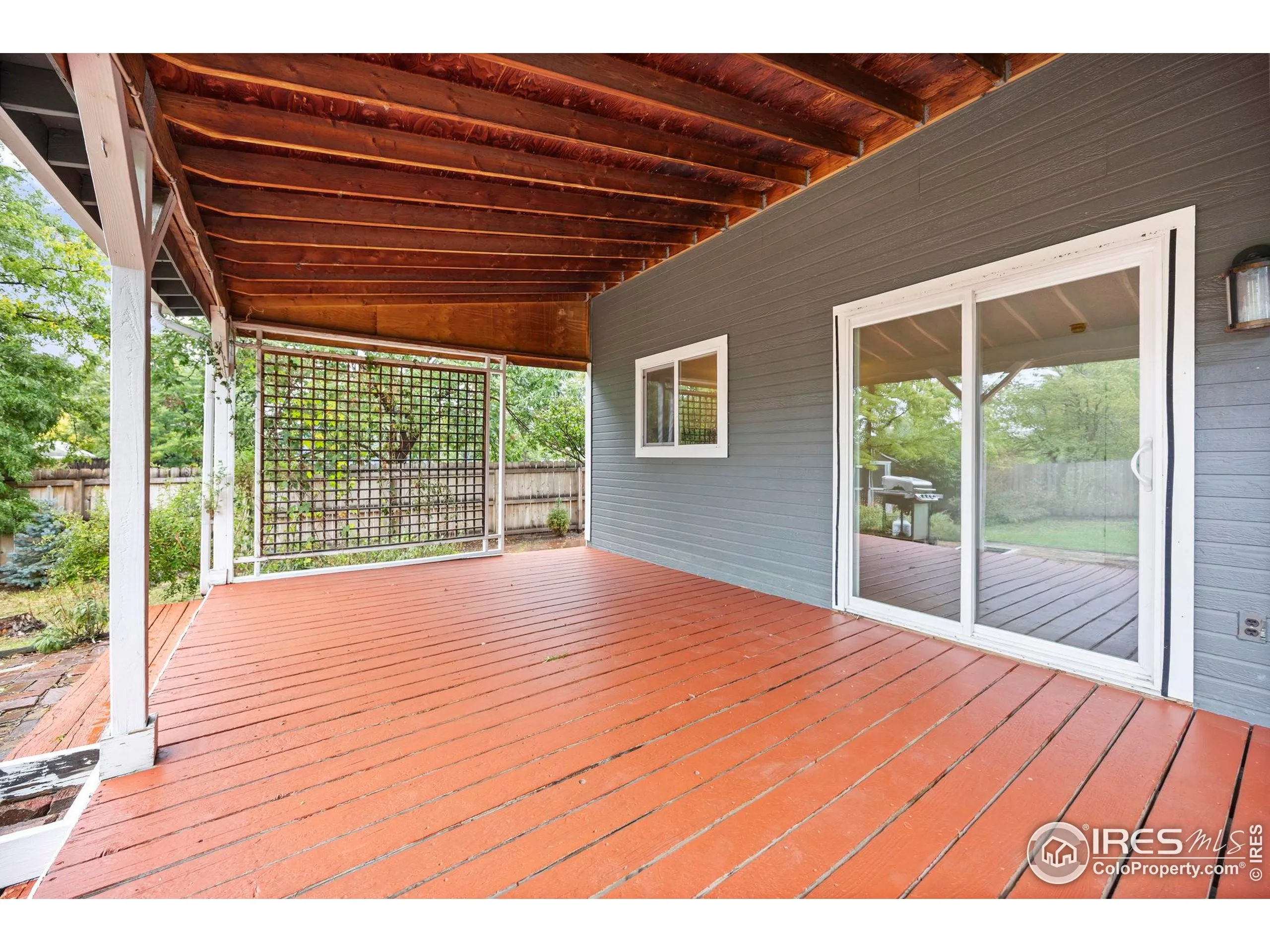 Lafayette, Colorado 80026, United States, 3 Bedrooms Bedrooms, ,2 BathroomsBathrooms,Residential,Active,216204