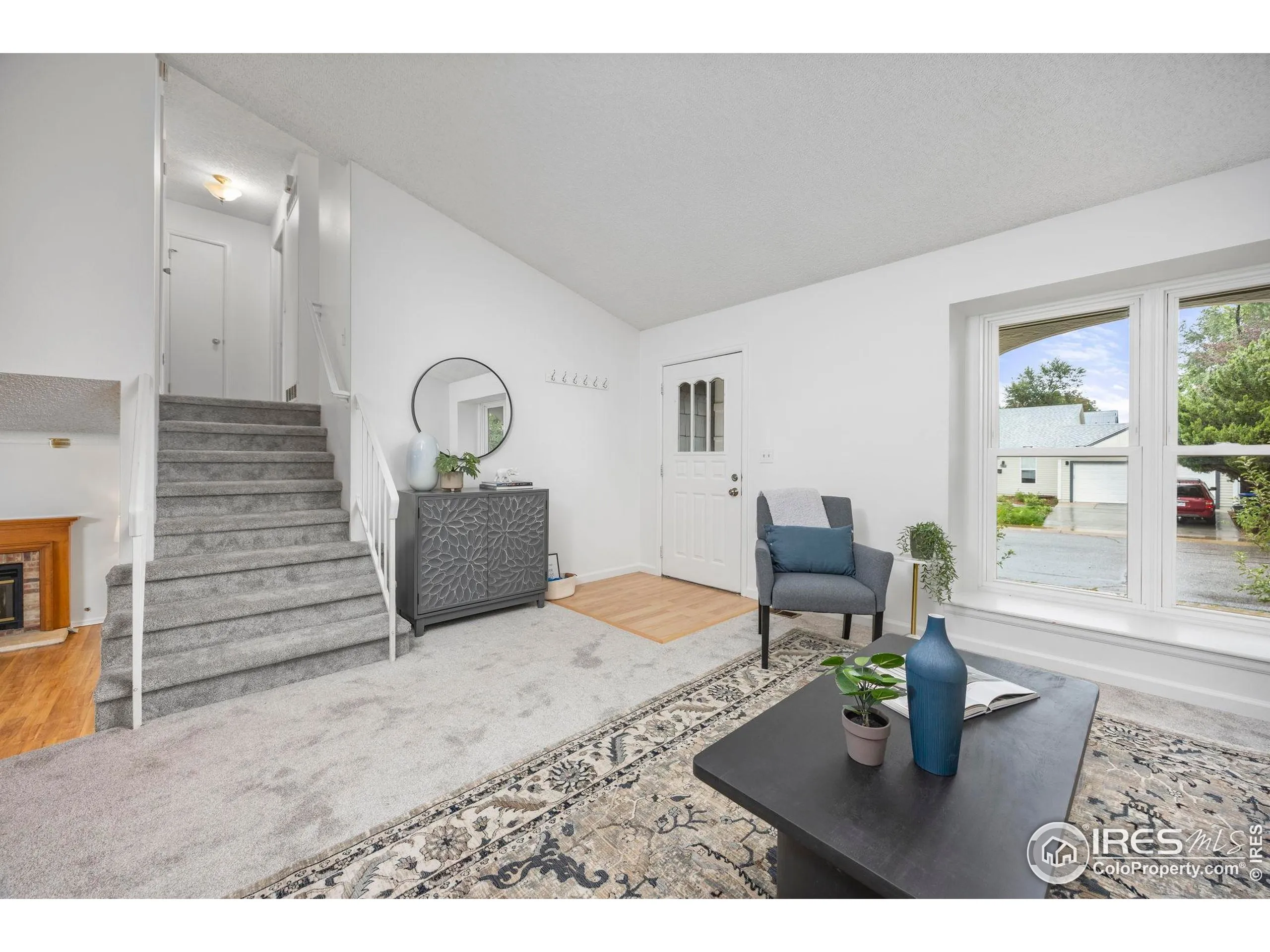 Lafayette, Colorado 80026, United States, 3 Bedrooms Bedrooms, ,2 BathroomsBathrooms,Residential,Active,216204