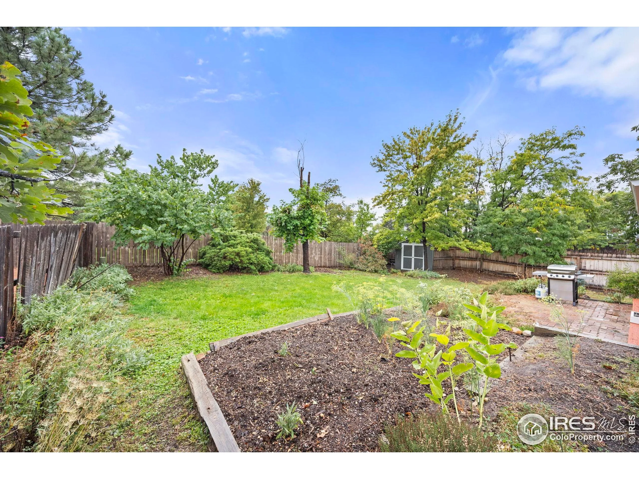 Lafayette, Colorado 80026, United States, 3 Bedrooms Bedrooms, ,2 BathroomsBathrooms,Residential,Active,216204