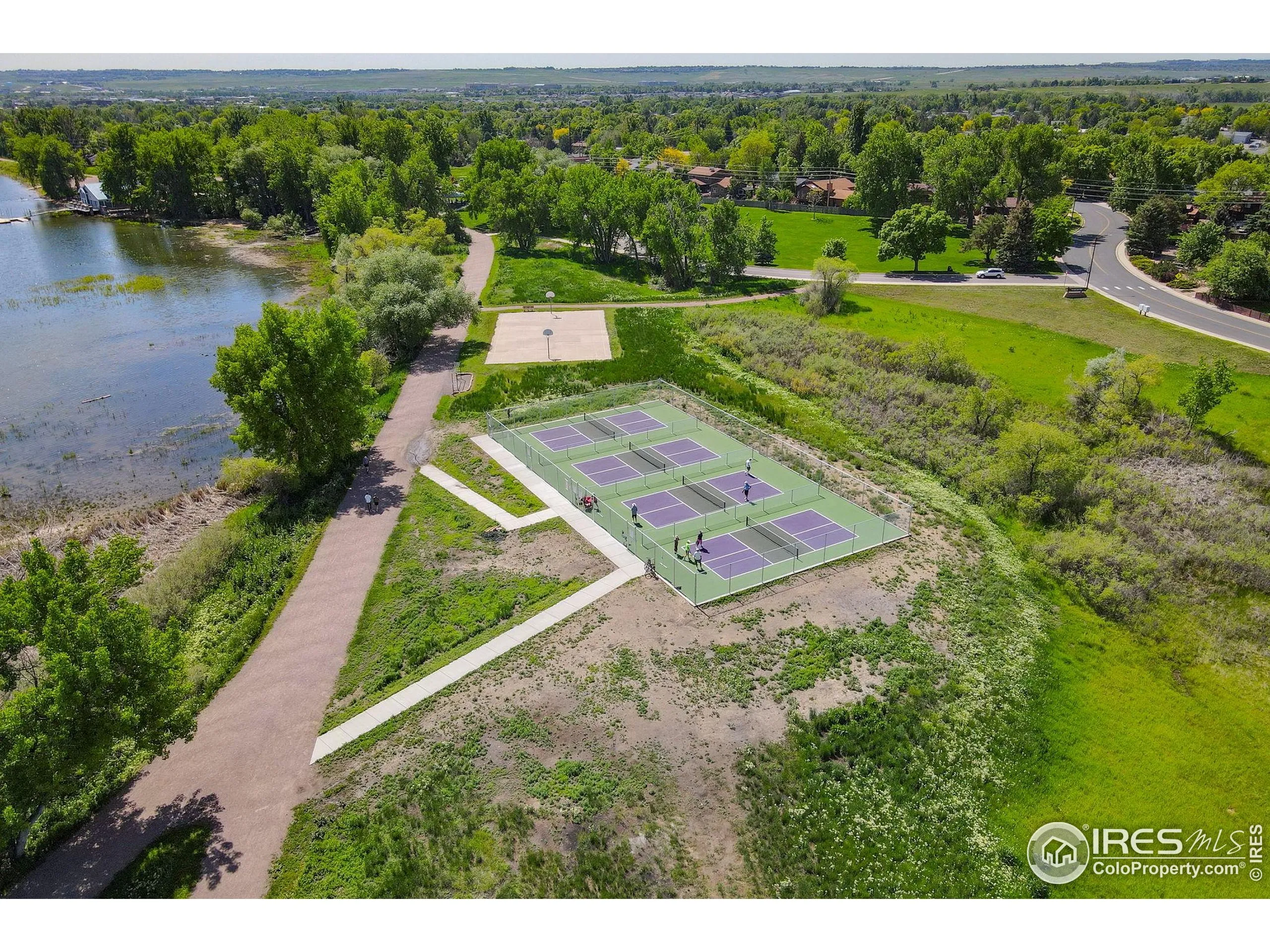 Lafayette, Colorado 80026, United States, 3 Bedrooms Bedrooms, ,2 BathroomsBathrooms,Residential,Active,216204