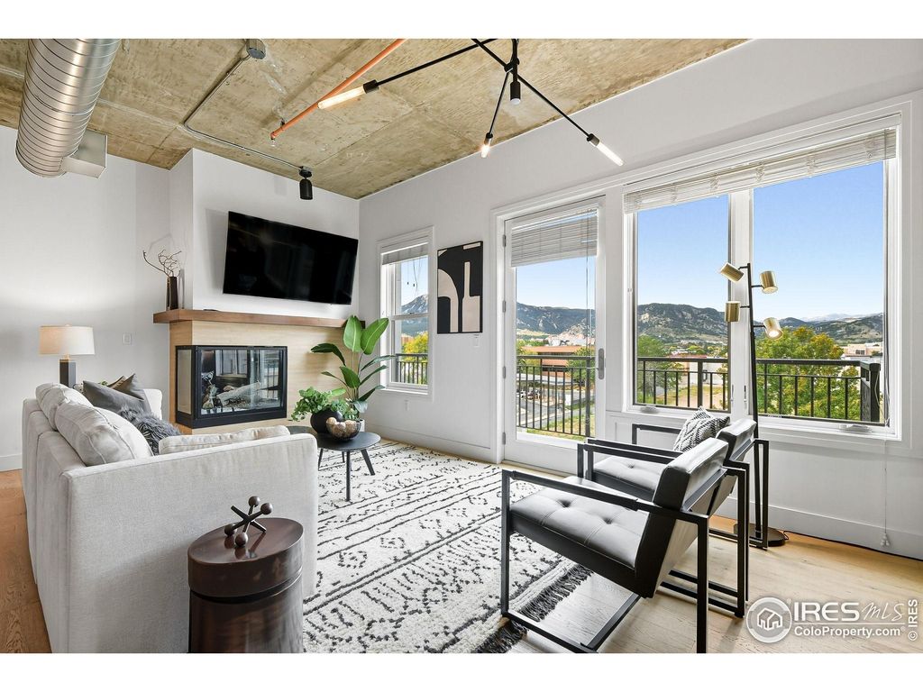 Photo of 3401 Arapahoe Ave 419, Boulder, CO 80303 (MLS # 1044237)