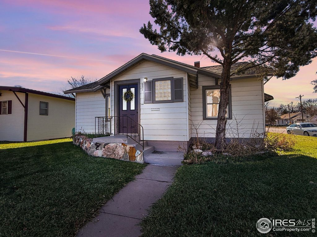 Photo of 531 Taylor St, Sterling, CO 80751 (MLS # 1047812)