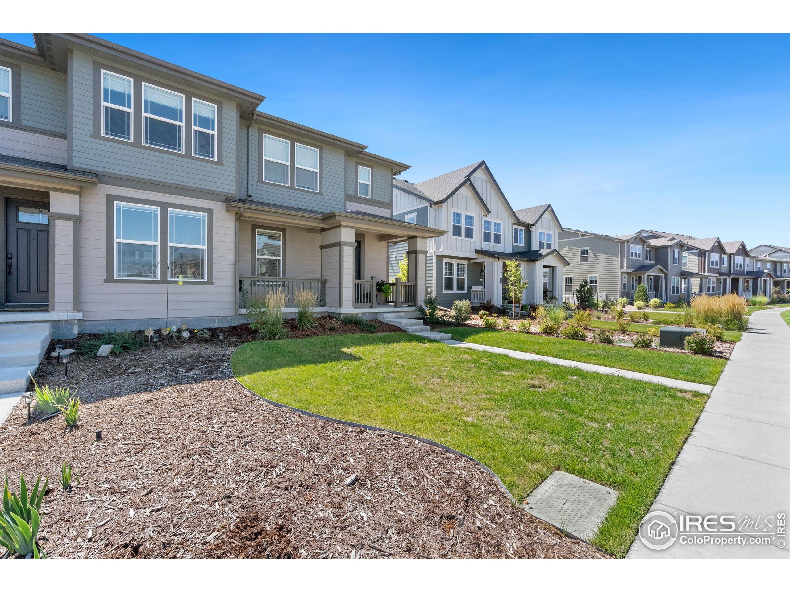 2423 Whistler Dr