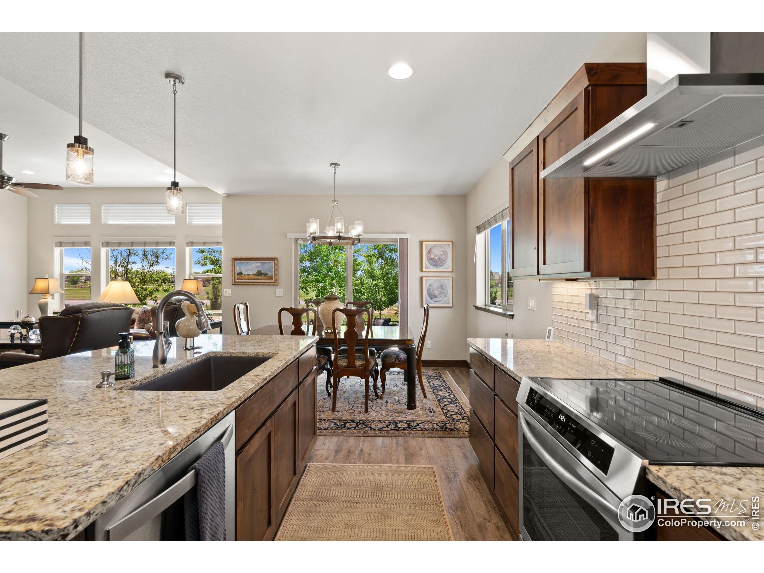 3534 Saguaro Dr