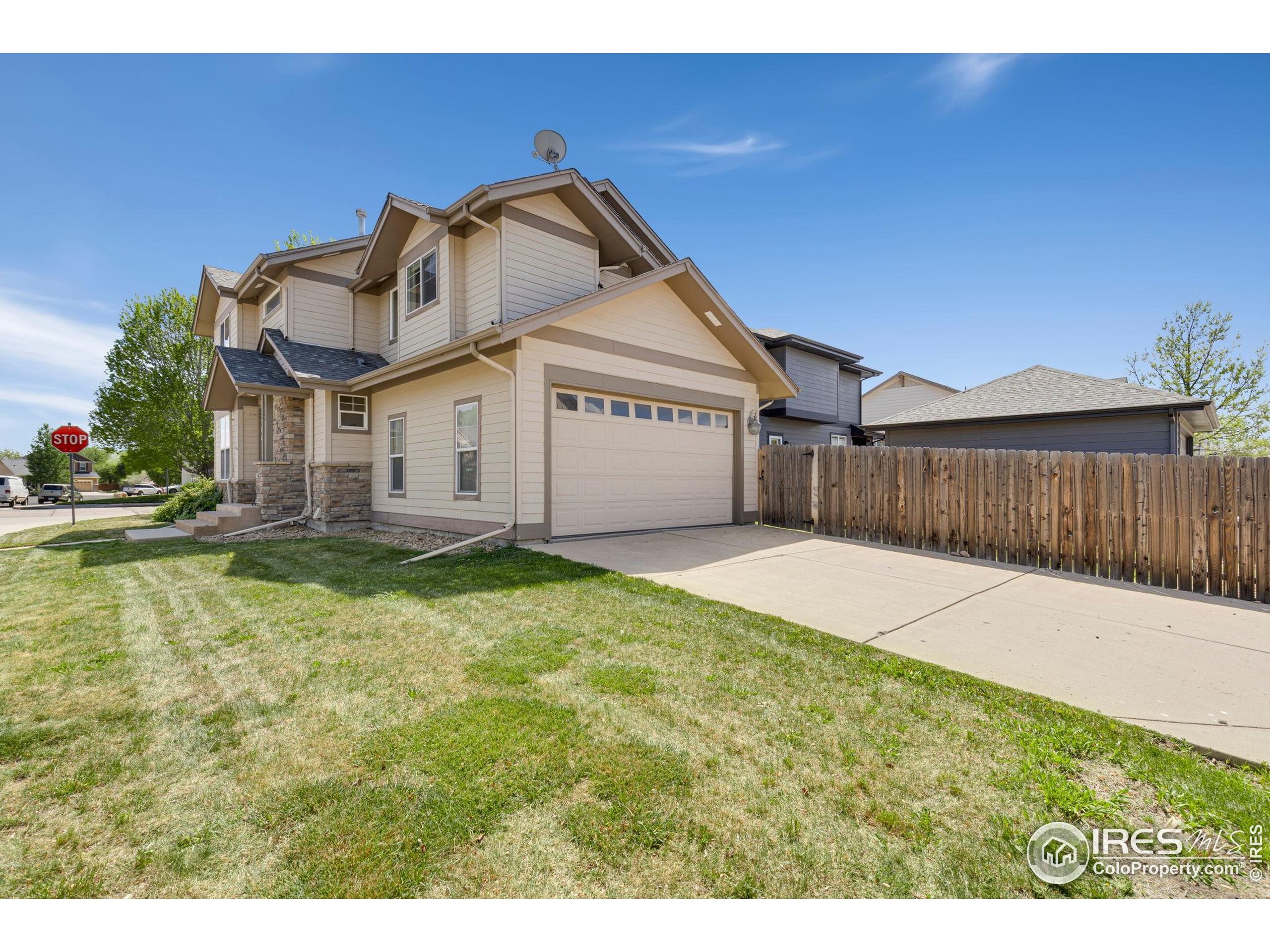 2104 18th Ave