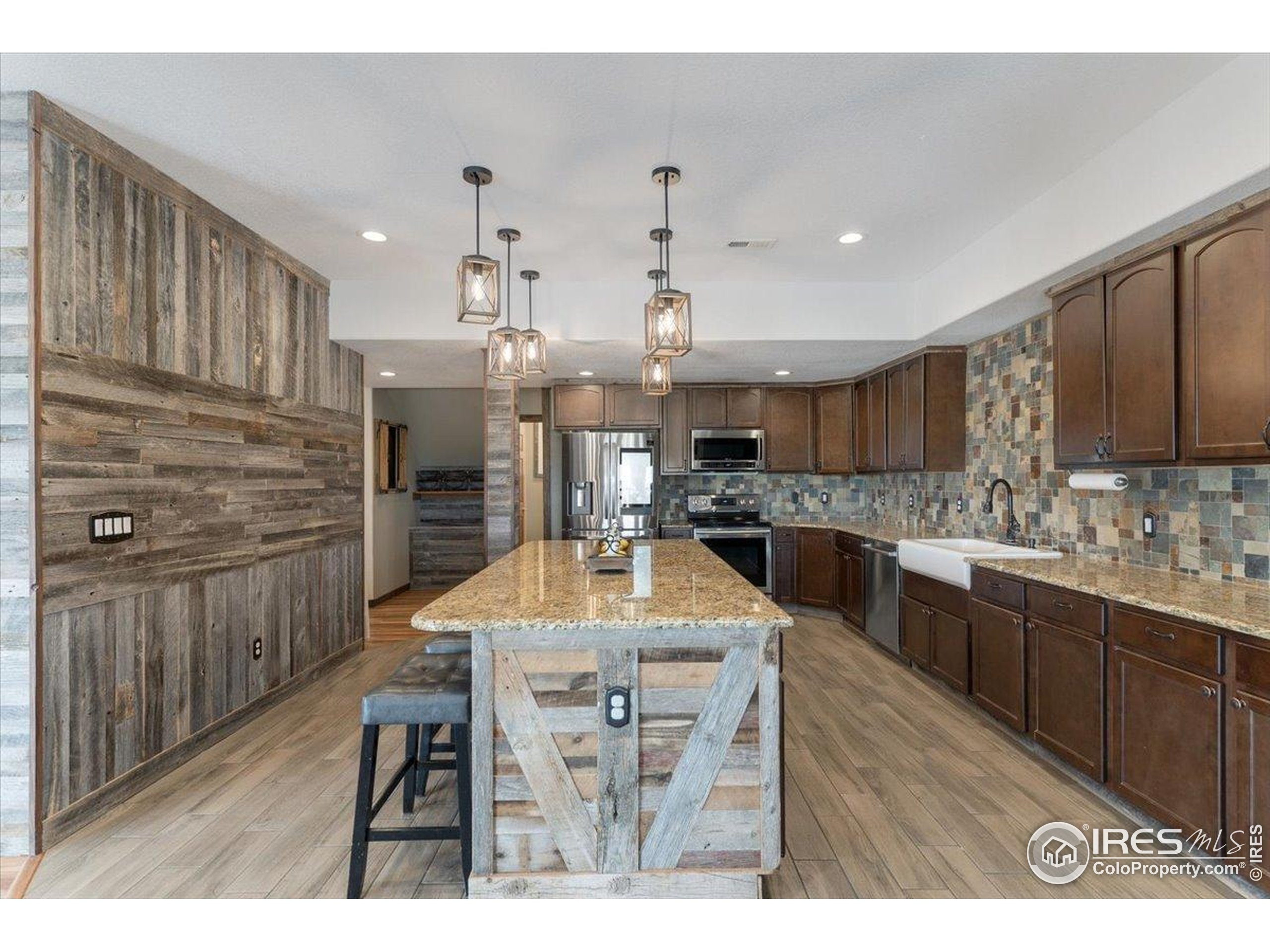 7322 County Road 104