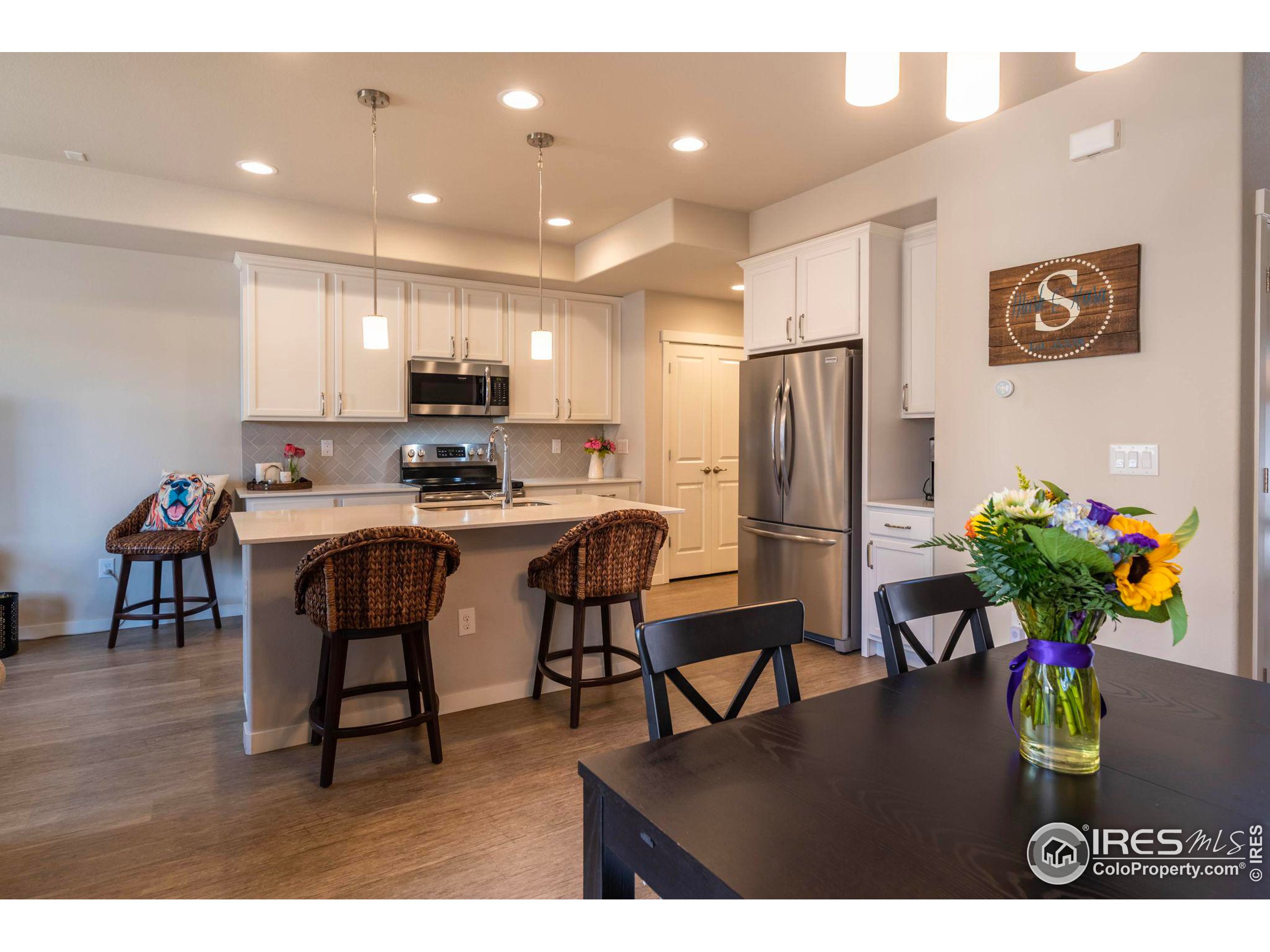 Photo 9 of 39 of 9767 Clermont Ln townhome