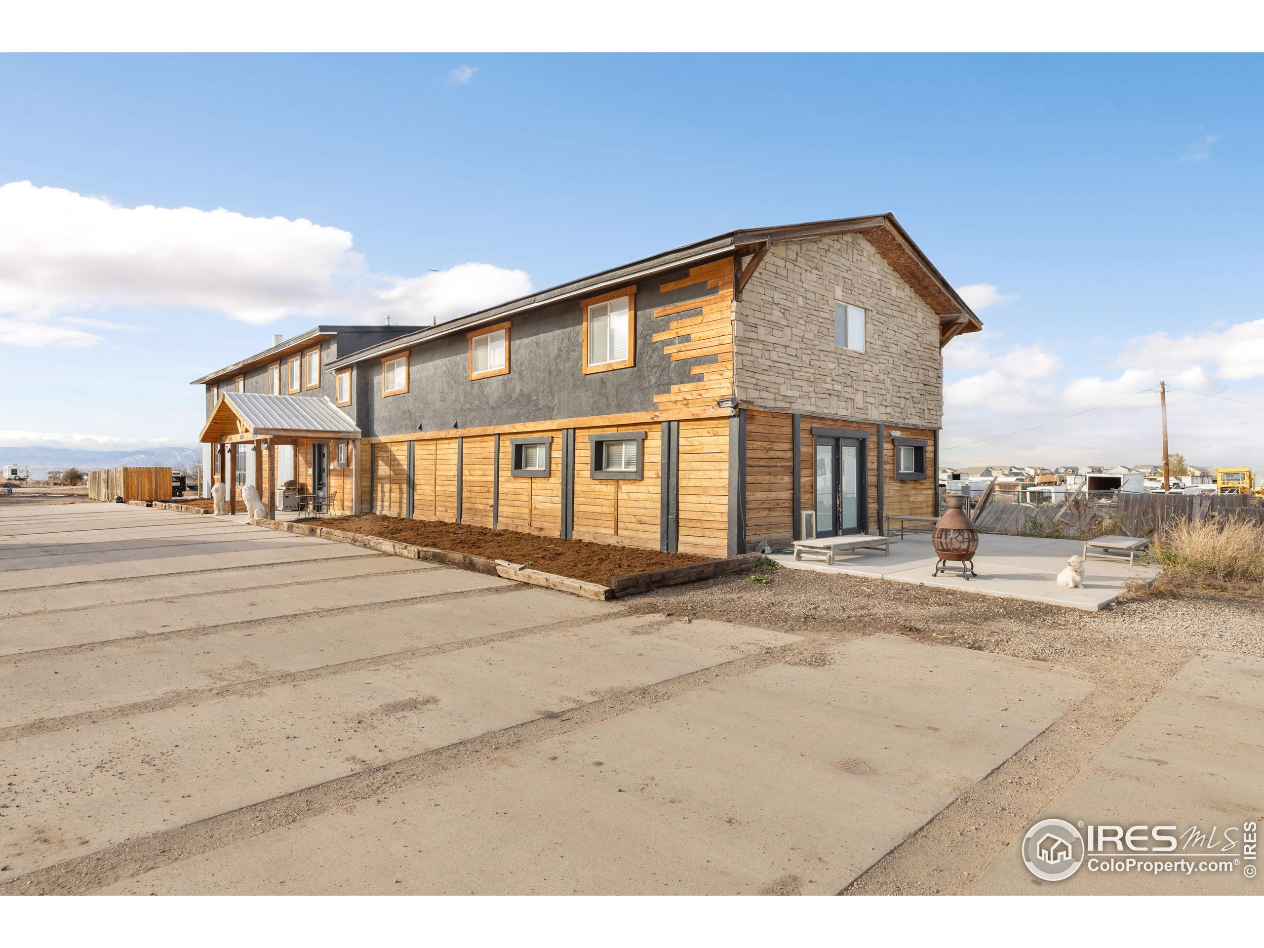 Listing image 4