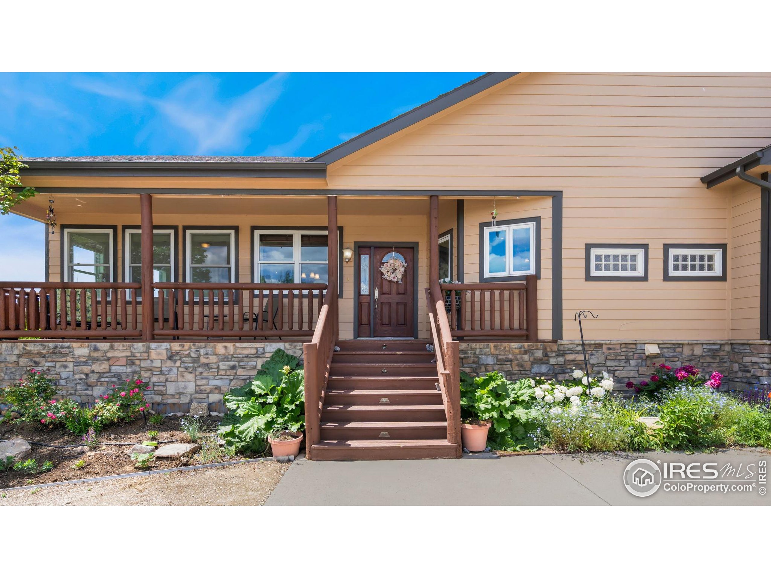 75 Pleasant View Dr