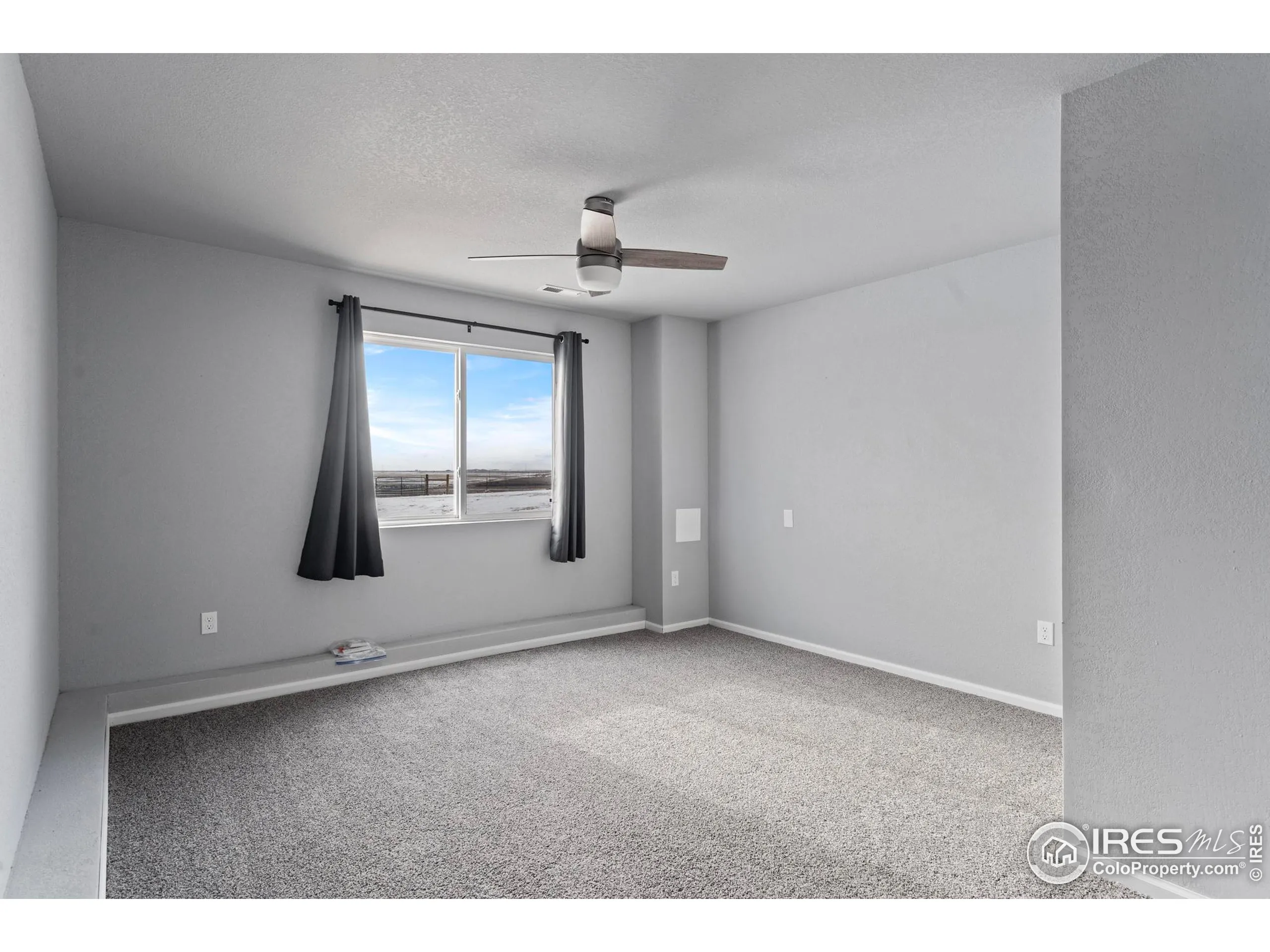 Nunn, Colorado 80648, United States, 5 Bedrooms Bedrooms, ,3 BathroomsBathrooms,Residential,Active,590