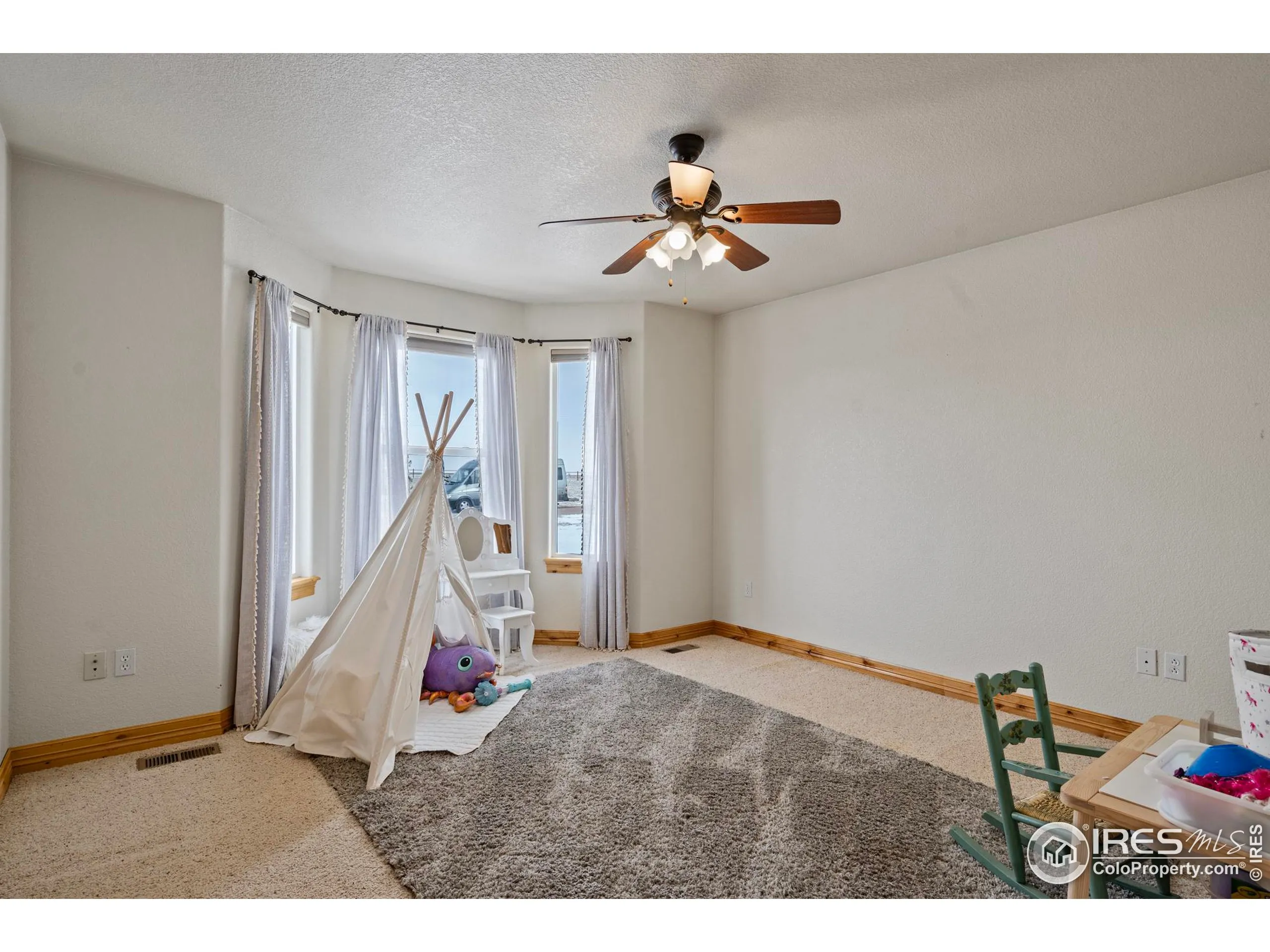 Nunn, Colorado 80648, United States, 5 Bedrooms Bedrooms, ,3 BathroomsBathrooms,Residential,Active,590