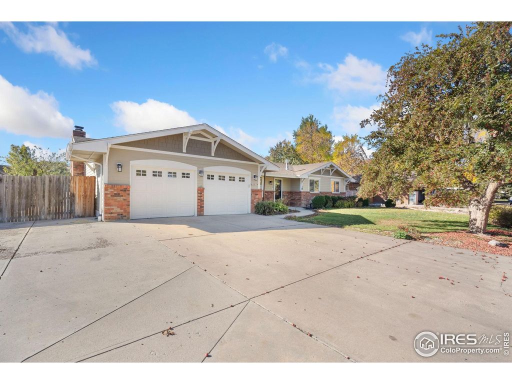 Photo of 305 Park Place Dr, Fort Collins, CO 80525 (MLS # 1046176)