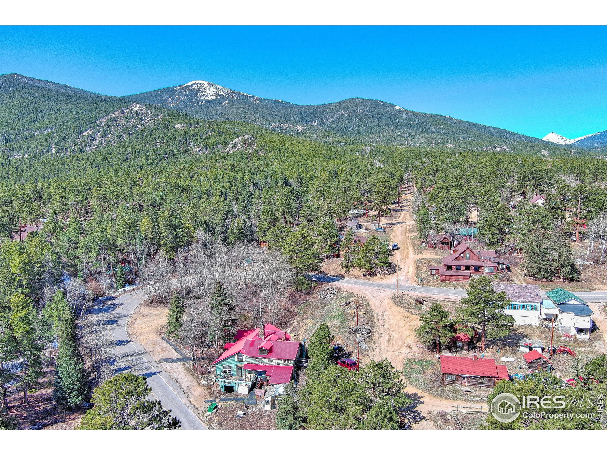 357 Highway 7 Business