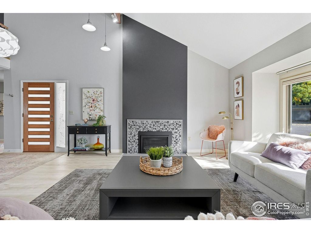 Photo of 5275 Holmes Pl, Boulder, CO 80303 (MLS # 1043961)