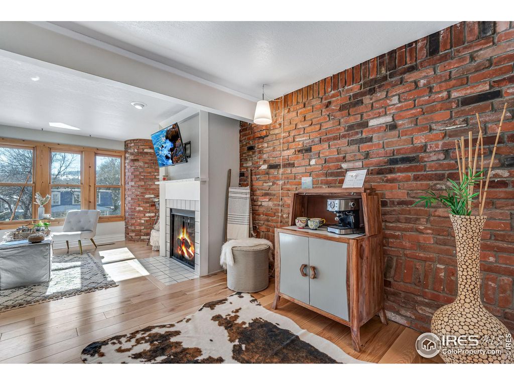 Photo of 487 Pearl St, Boulder, CO 80302 (MLS # 1027443)