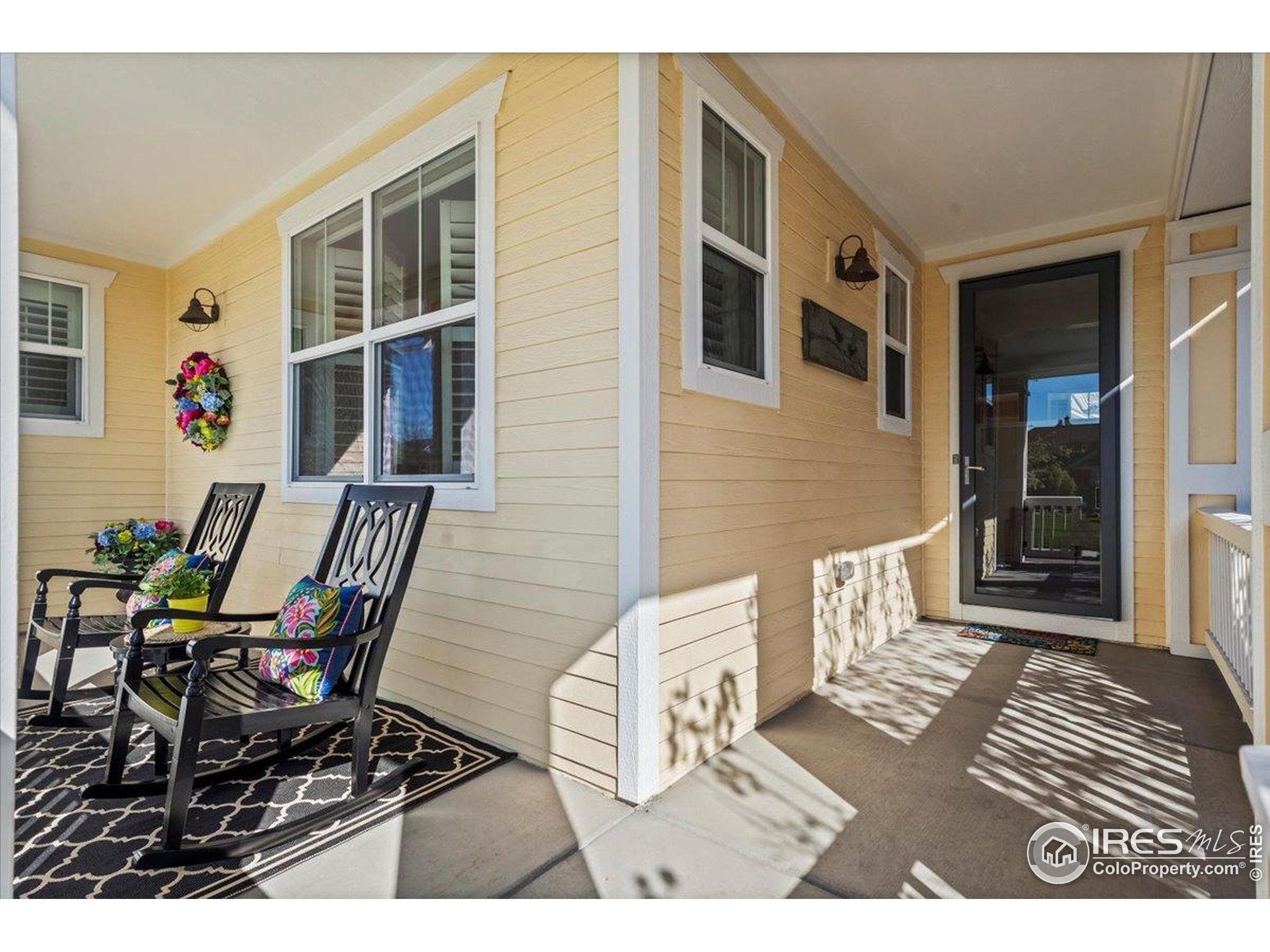 2827 Twin Lakes Cir
