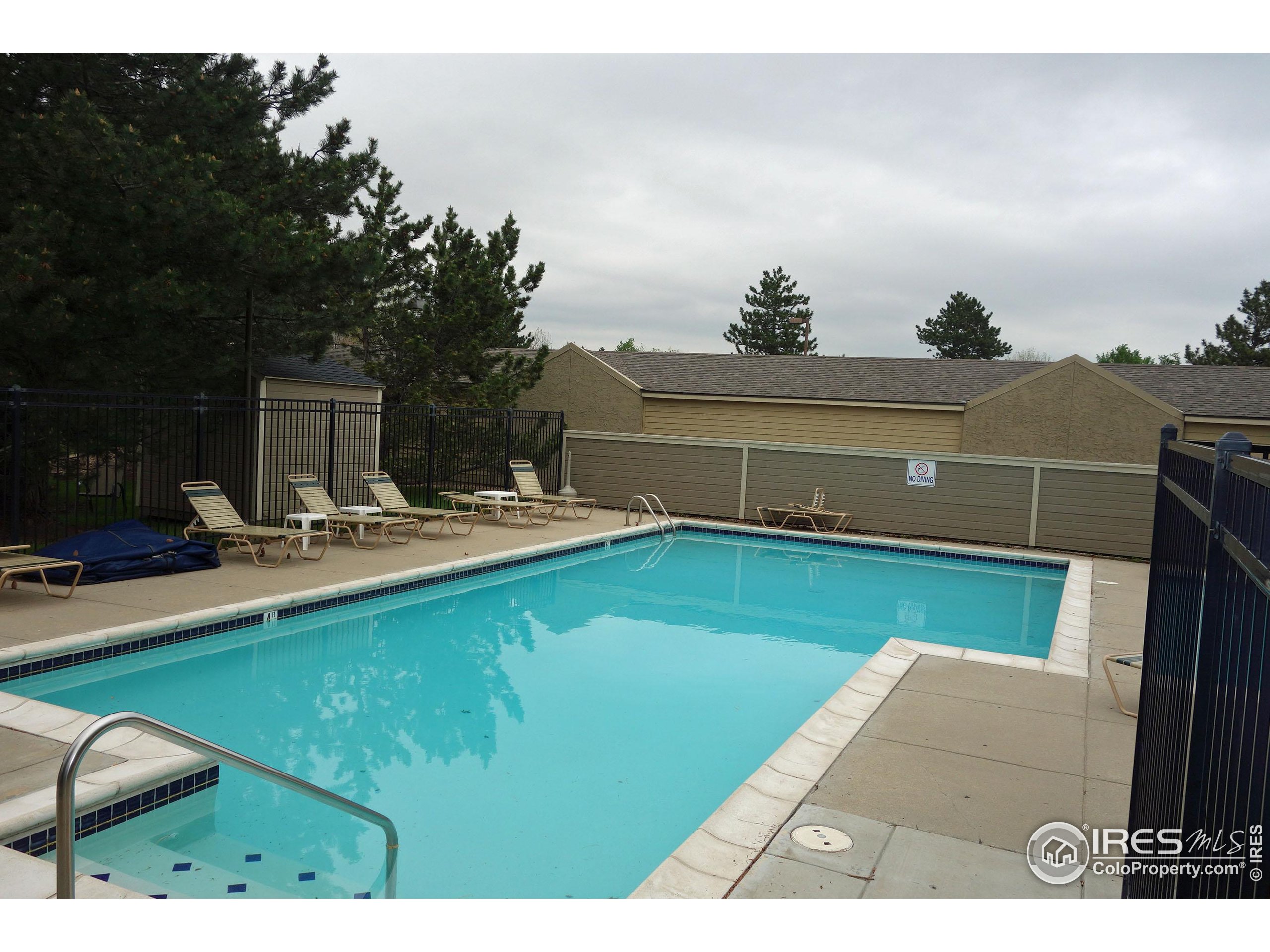 33 S Boulder Cir 122