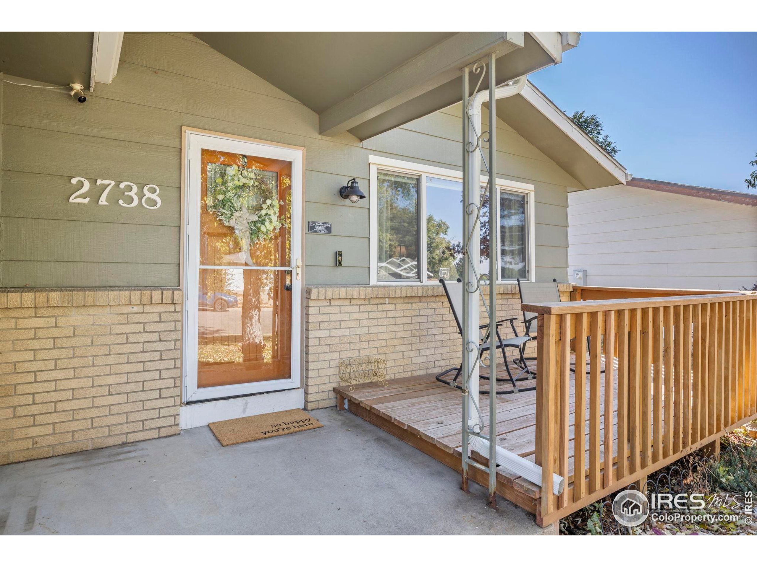 2738 W 22nd St Dr