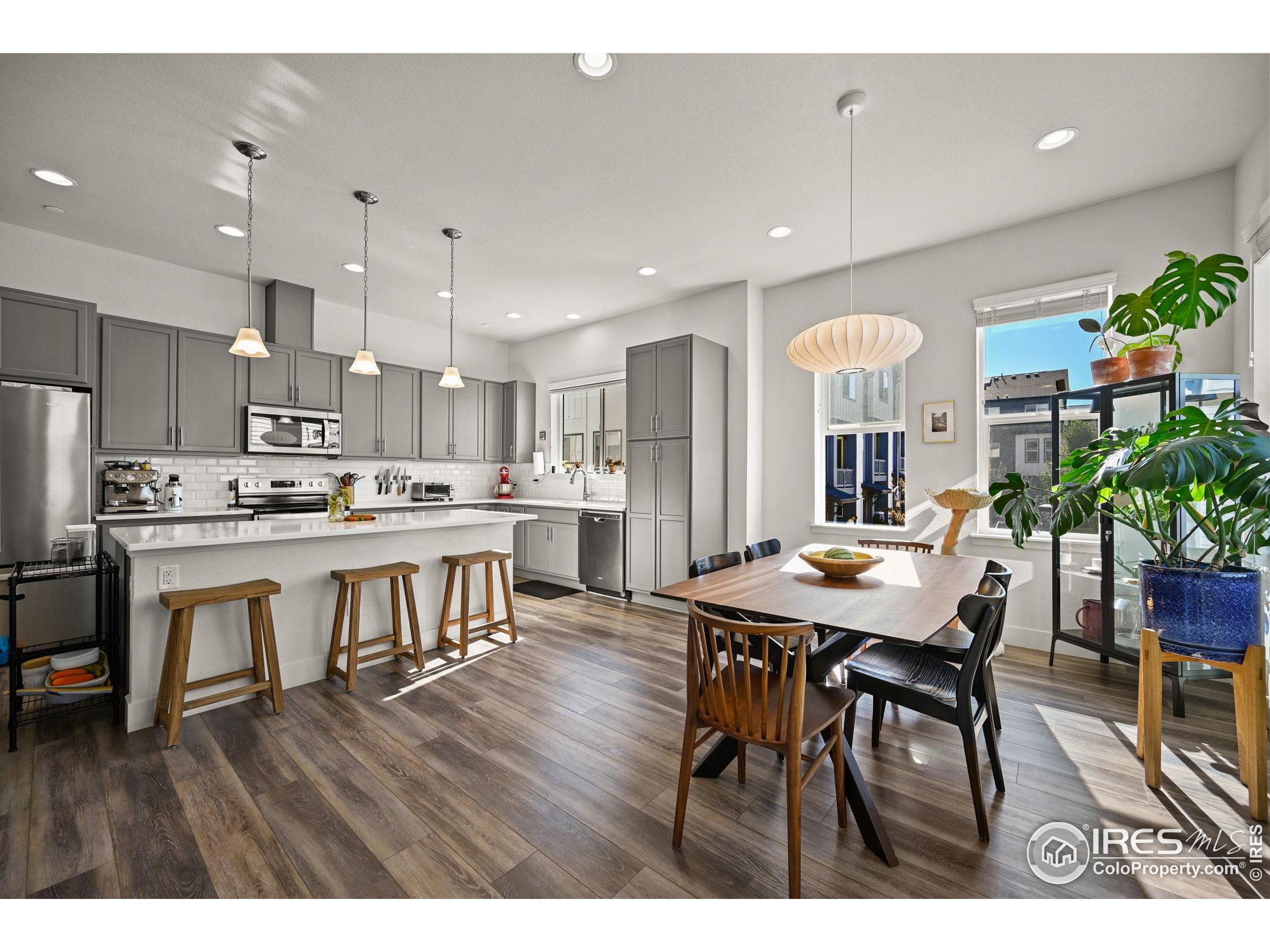 2331 Village Green Way