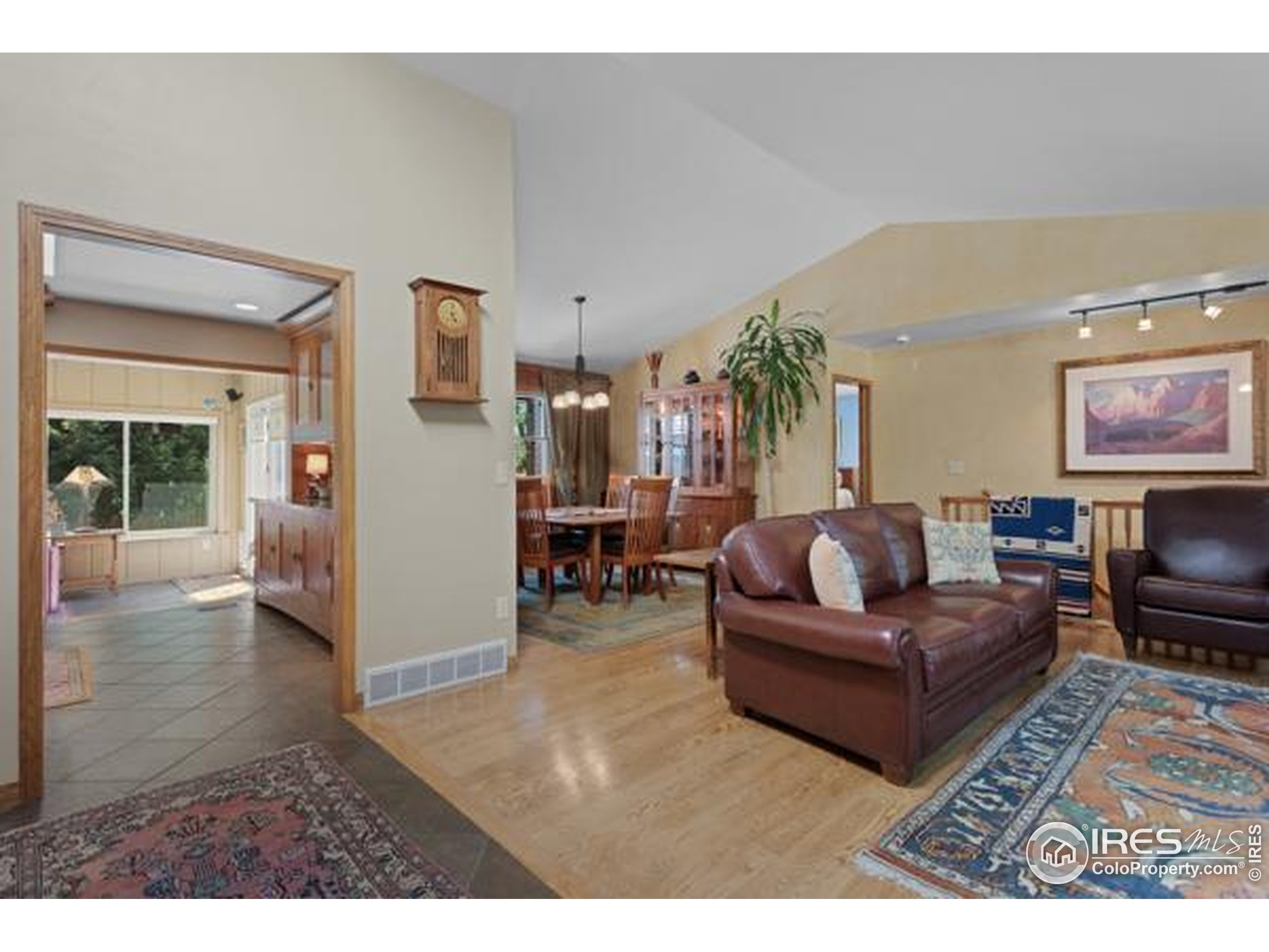 2318 Spindrift Dr