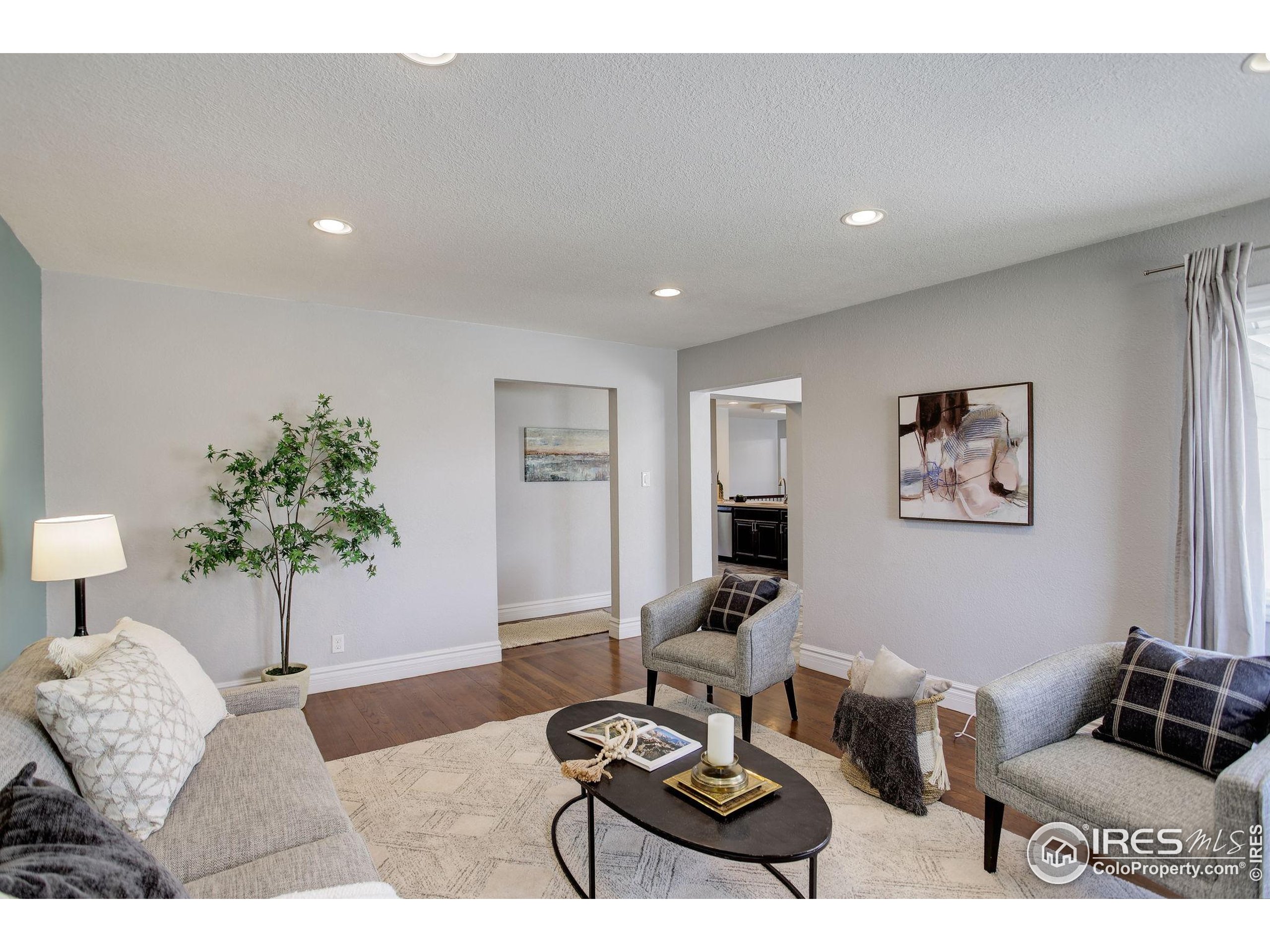 319 Carter Ln