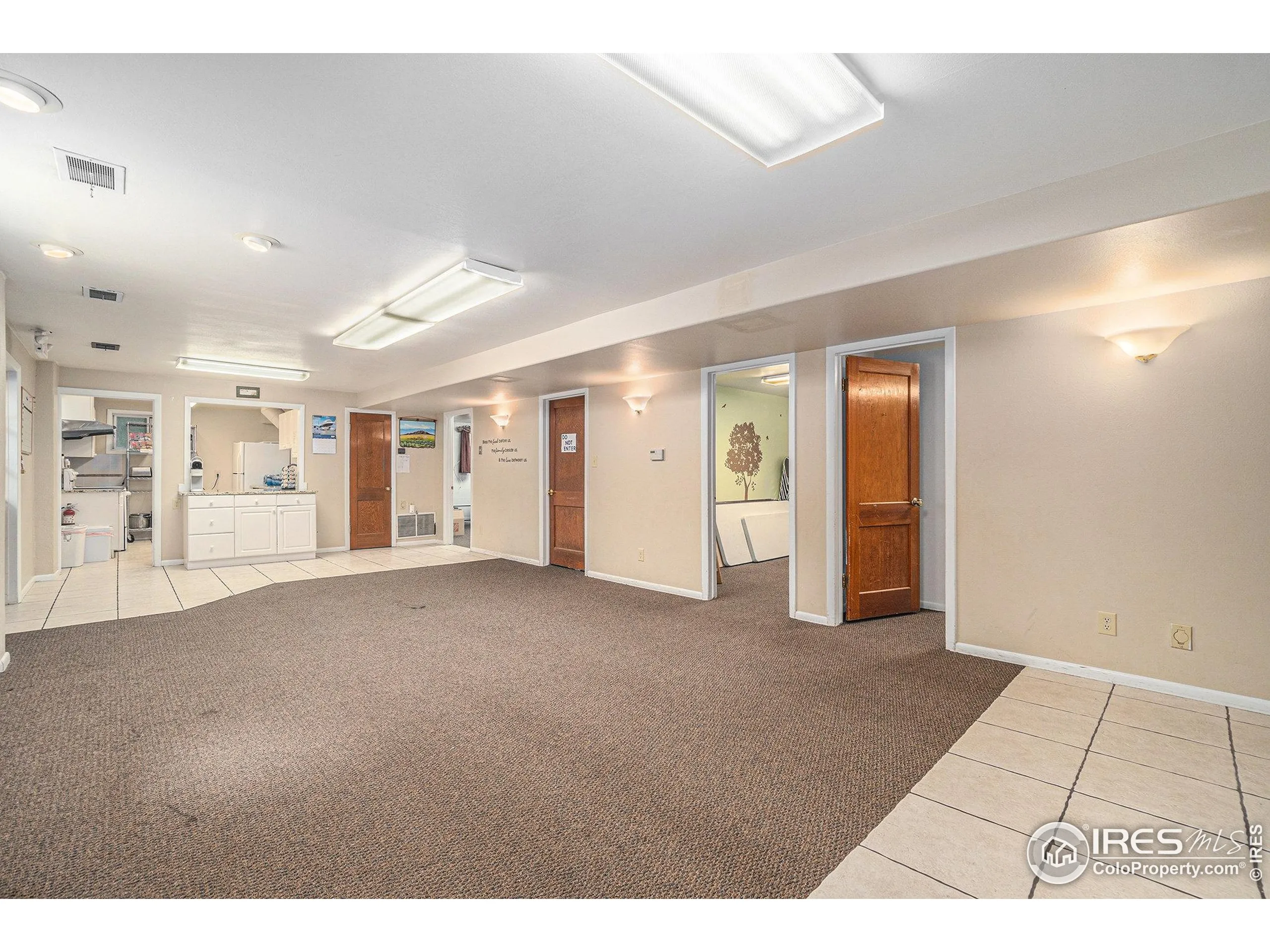 Fort Collins, Colorado 80521, United States, ,Residential,Active,142695