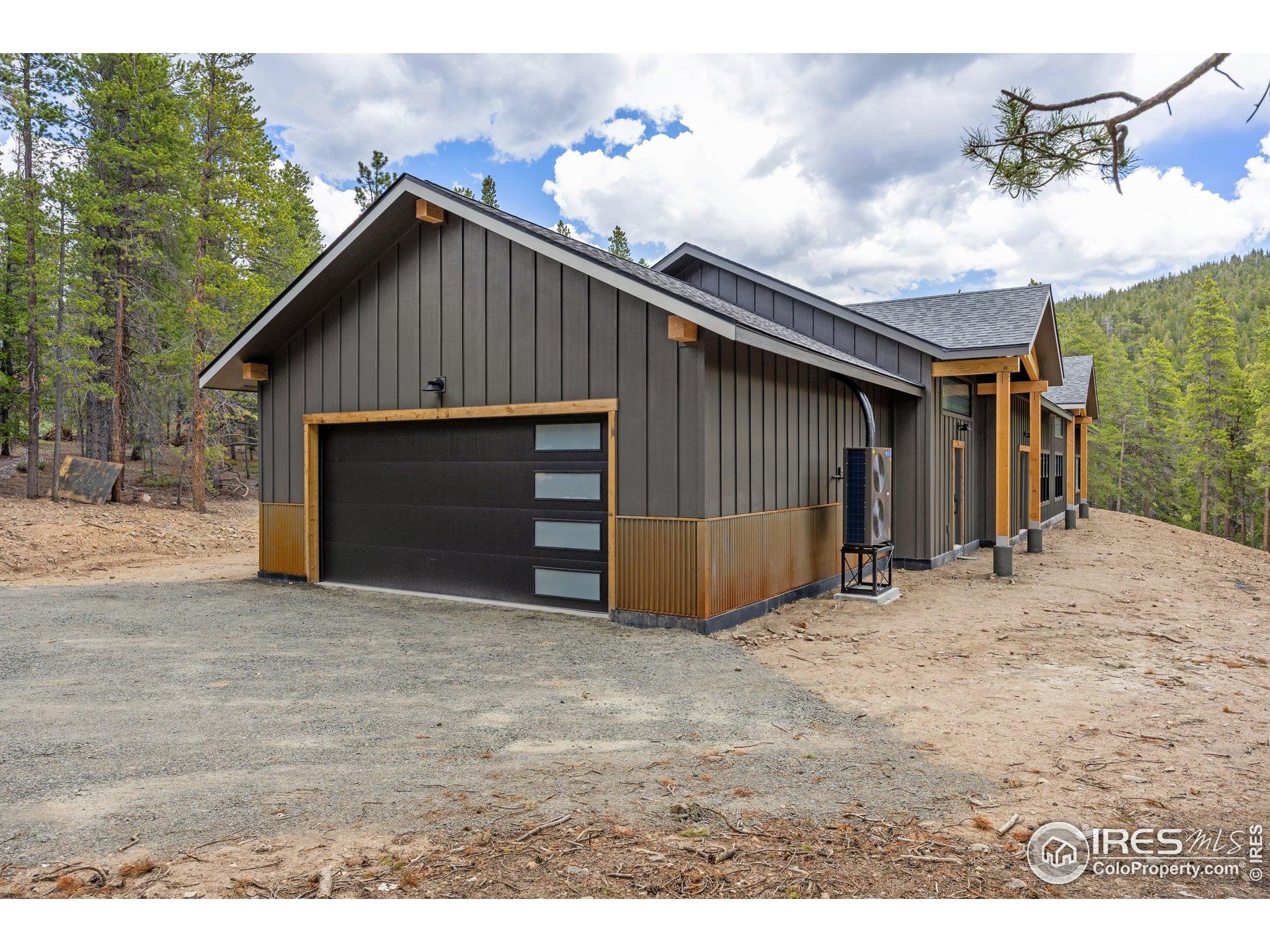 200 Severance Lodge Rd