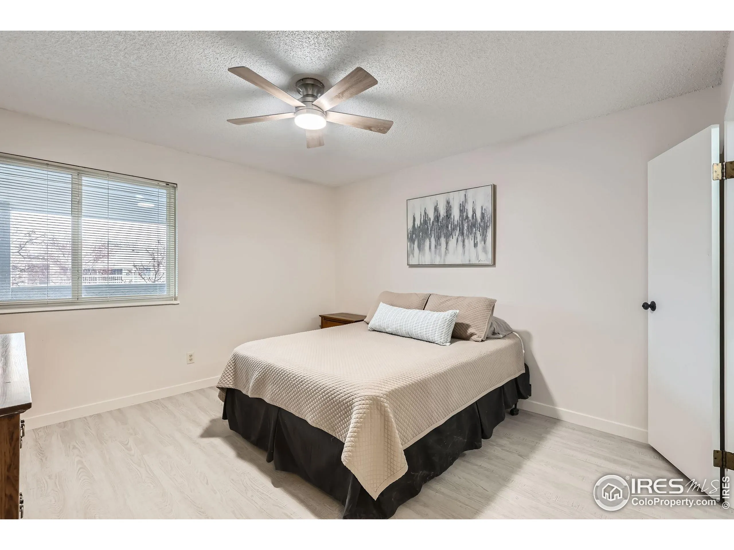 Denver, Colorado 80247, United States, 1 Bedroom Bedrooms, ,1 BathroomBathrooms,Residential,Pending,103238