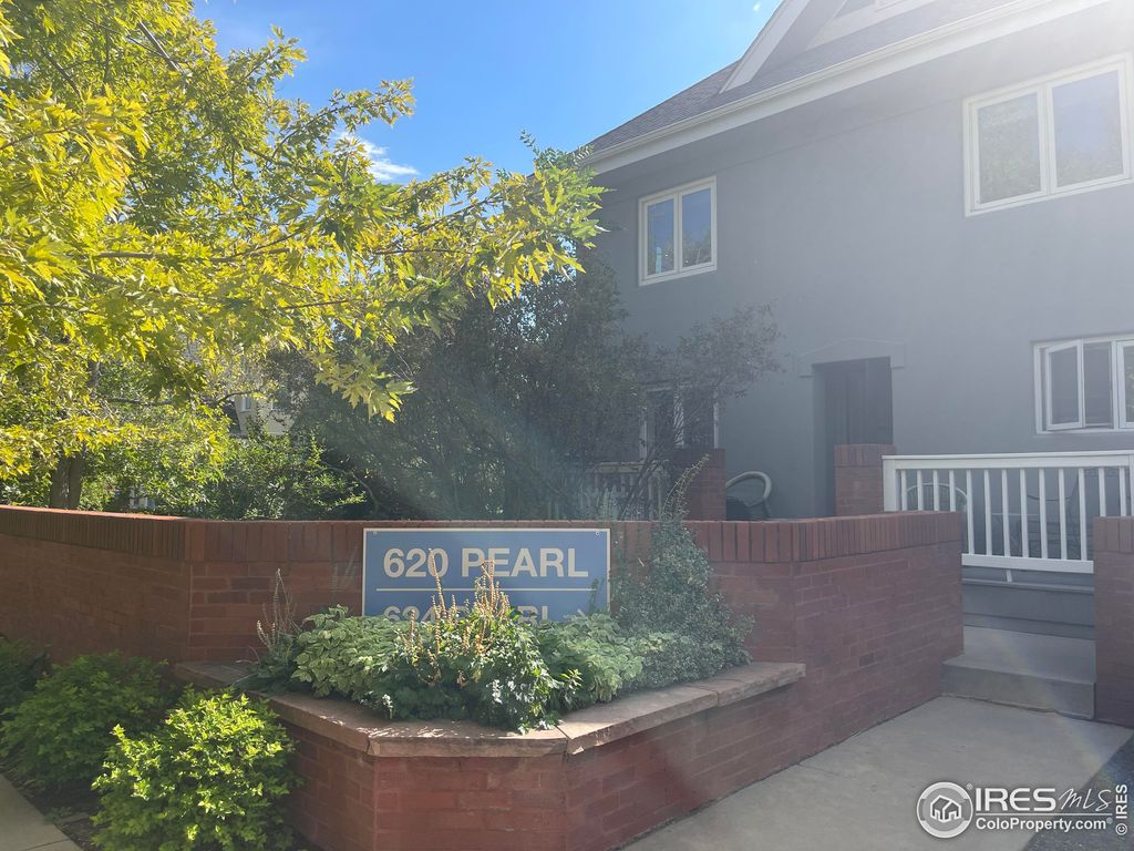 Photo of 620 W Pearl B, Boulder, CO 80301 (MLS # 1020559)