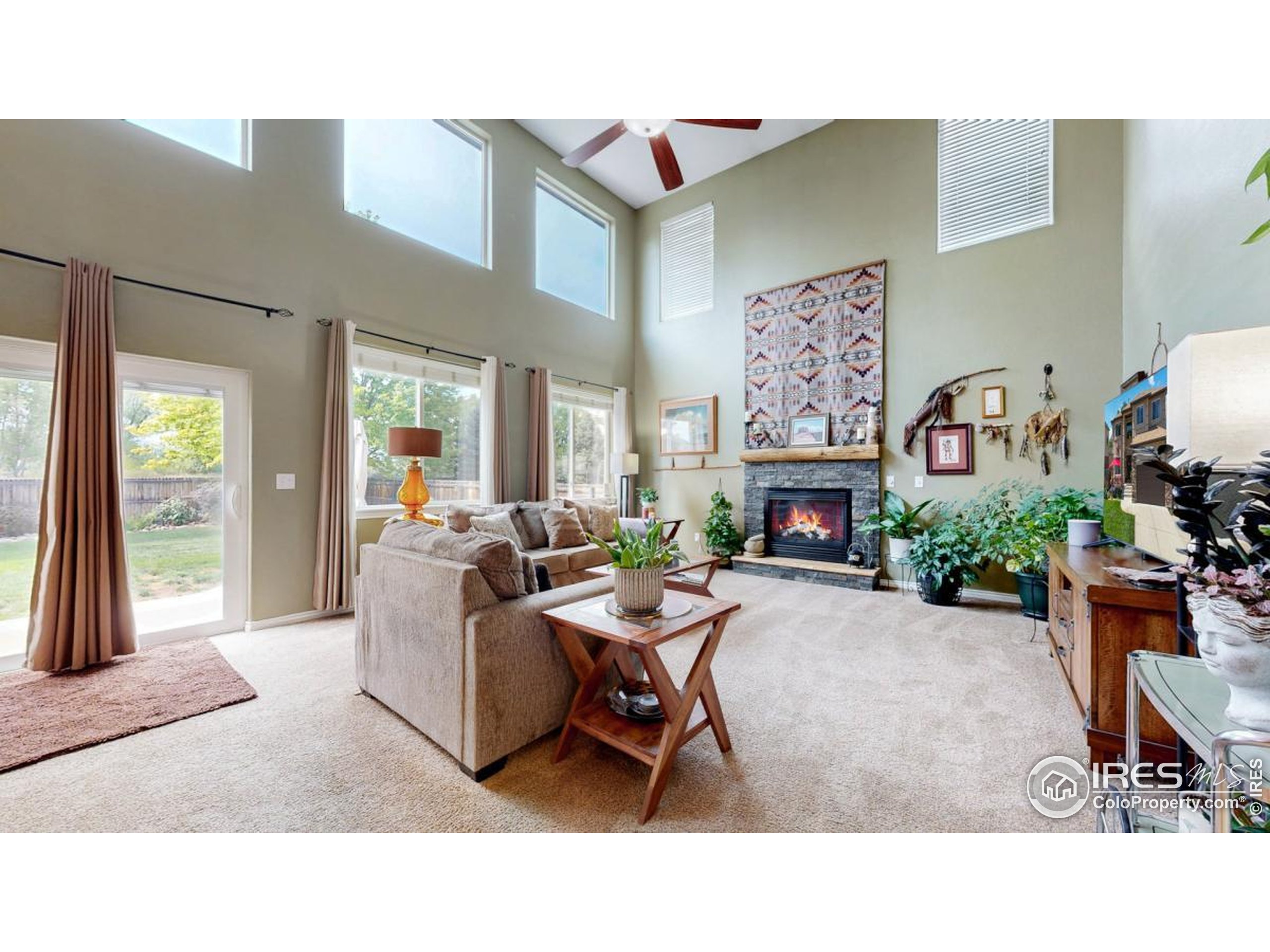 2745 Falcon Dr