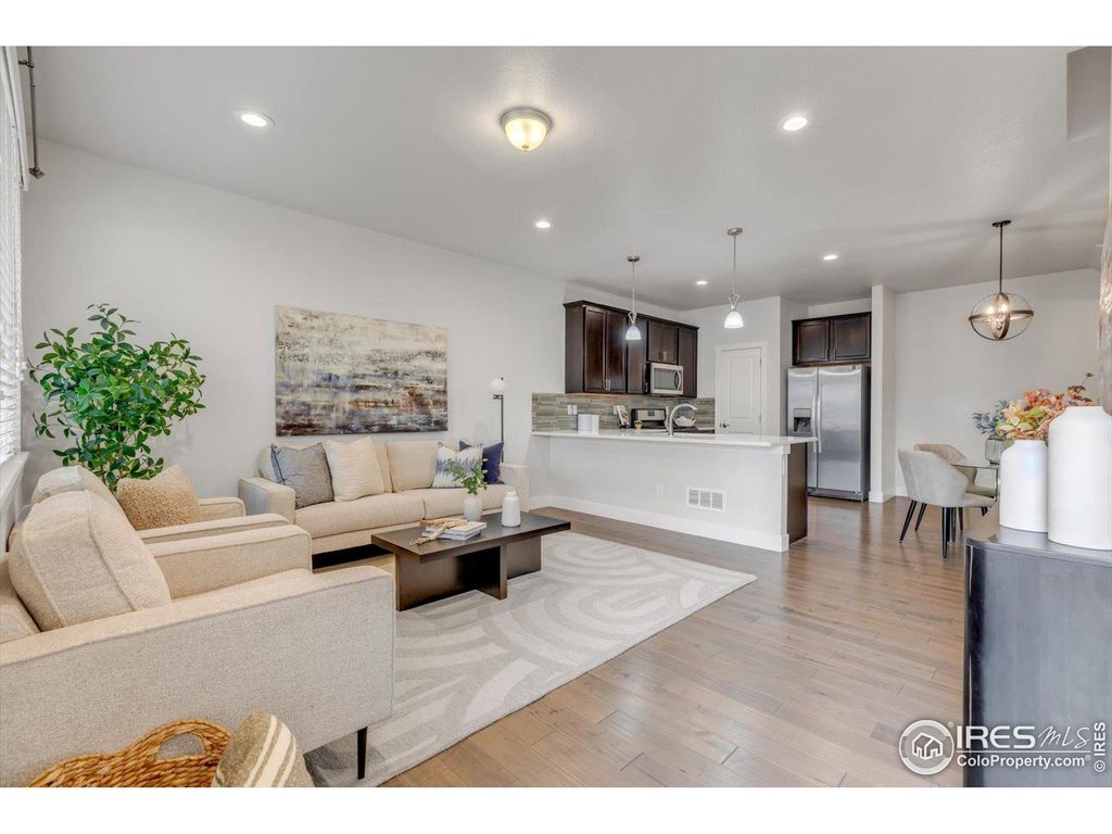 Photo of 709 Robert St, Longmont, CO 80503 (MLS # 1047824)