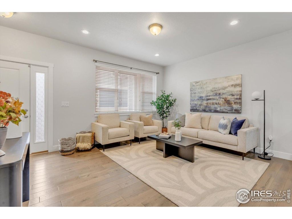 Photo of 709 Robert St, Longmont, CO 80503 (MLS # 1047824)