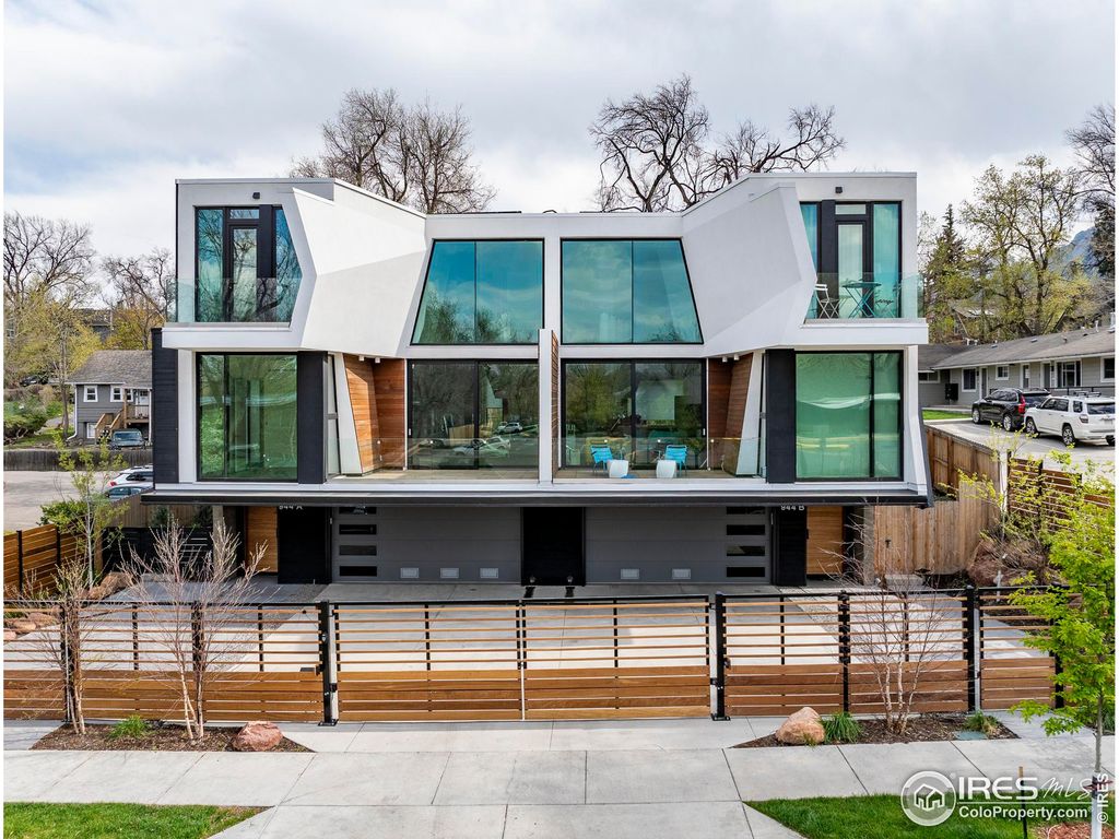 Photo of 944 Arapahoe Ave B, Boulder, CO 80302 (MLS # 1022283)