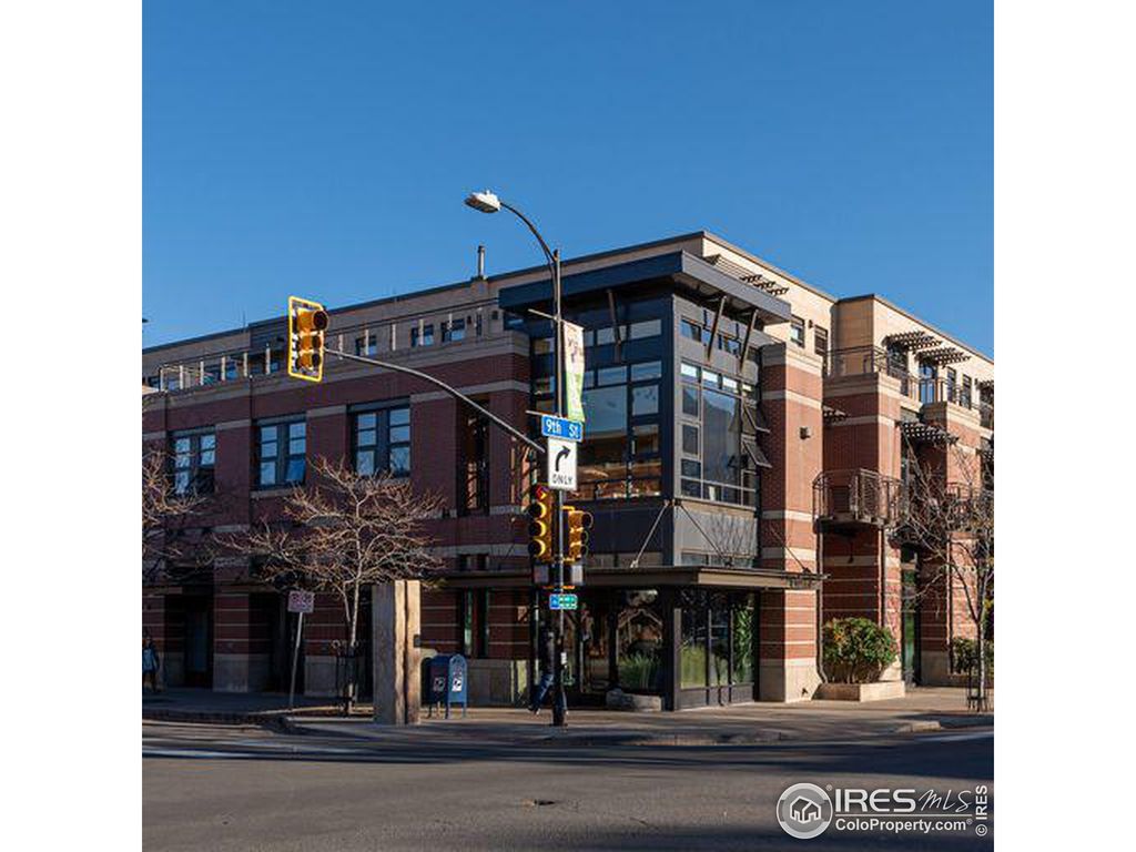 Photo of 900 Pearl St 200, Boulder, CO 80302 (MLS # 978795)