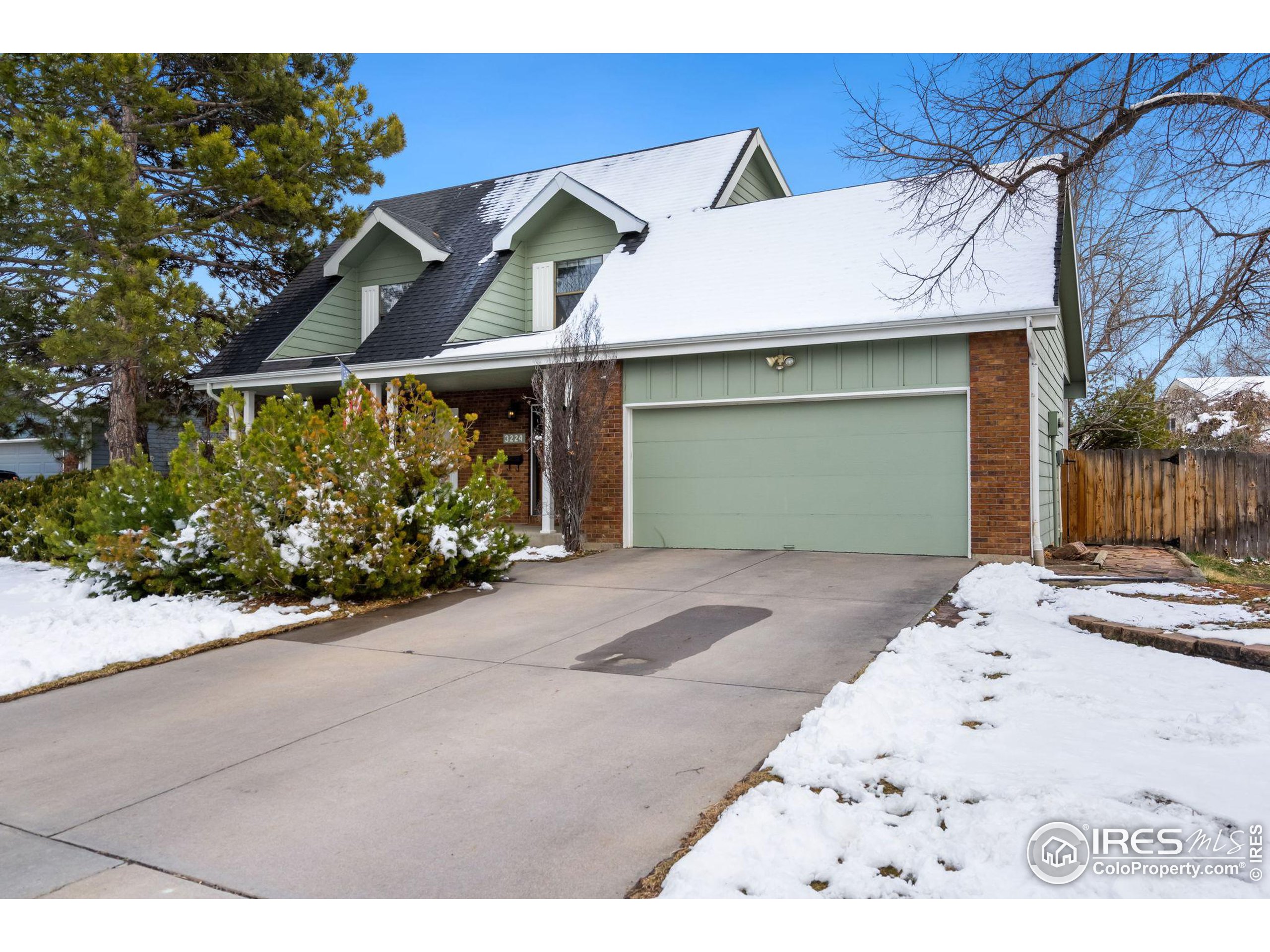 Photo 1 of 21 of 3224 Wedgewood Ct house