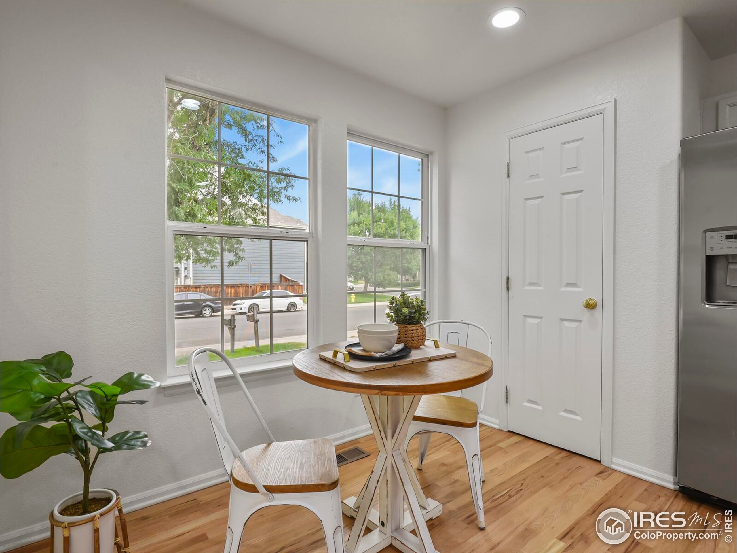 1178 Lark Ln