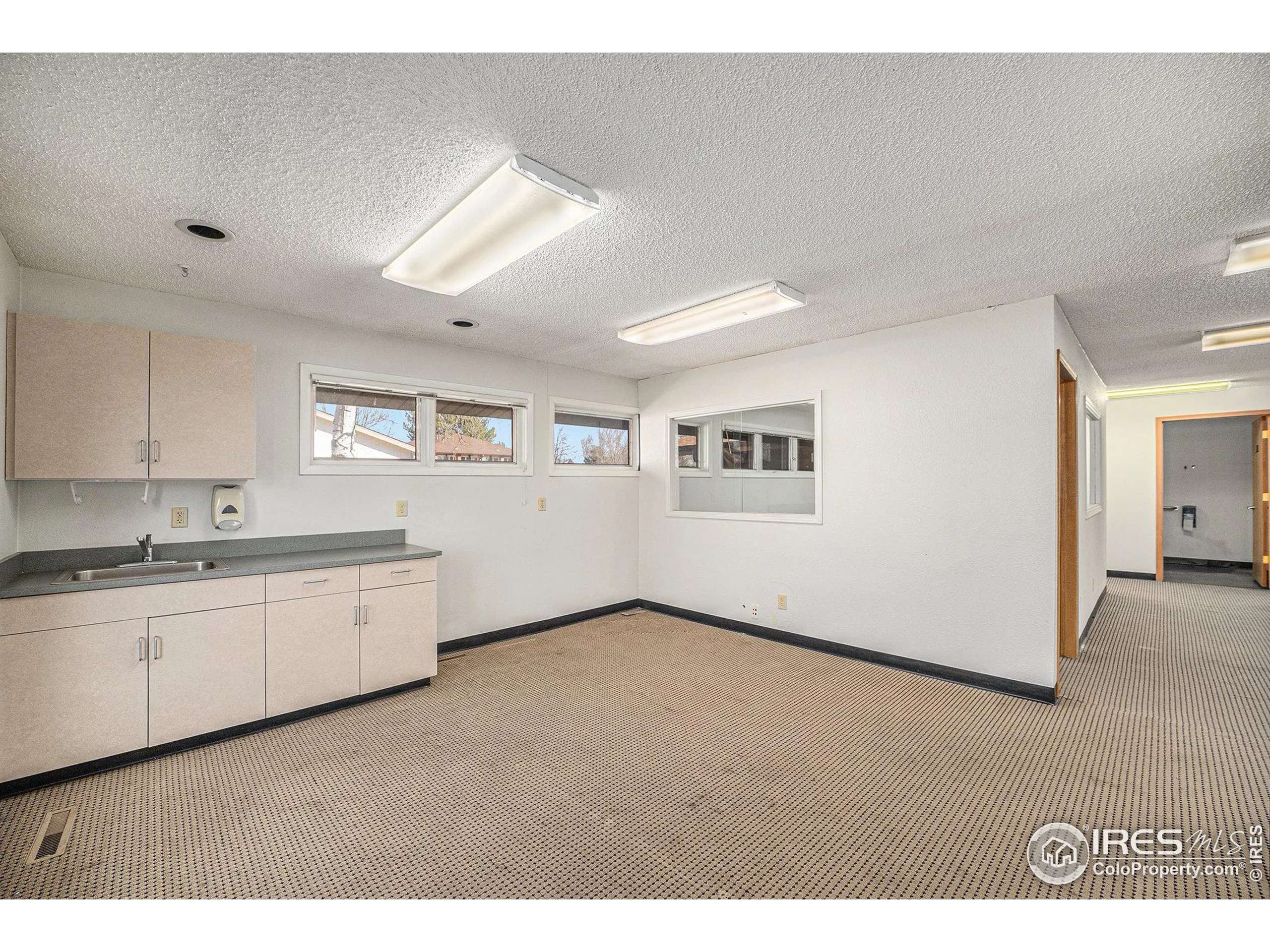 Loveland, Colorado 80538, United States, ,Commercial,Pending,85698