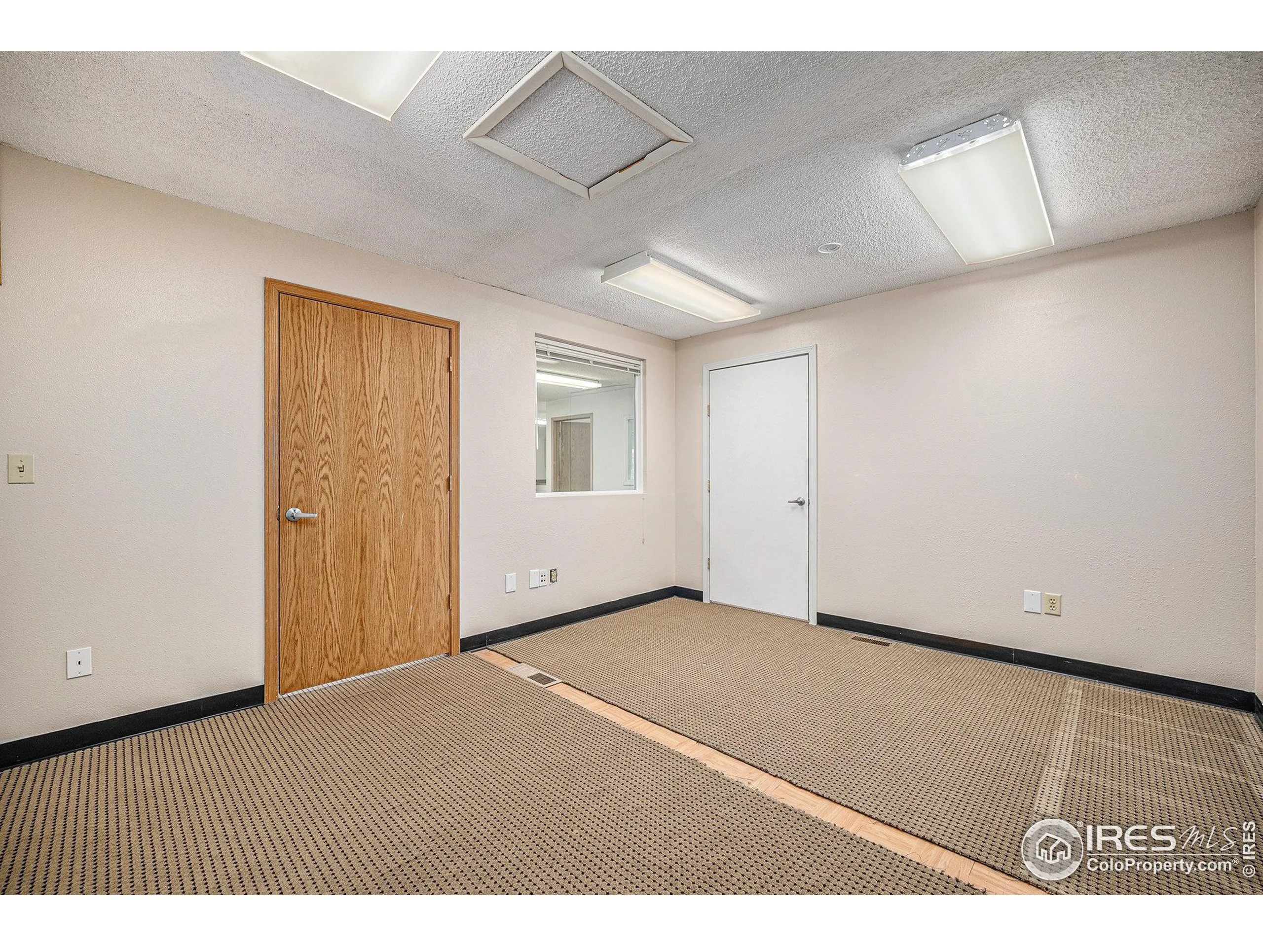 Loveland, Colorado 80538, United States, ,Commercial,Pending,85698