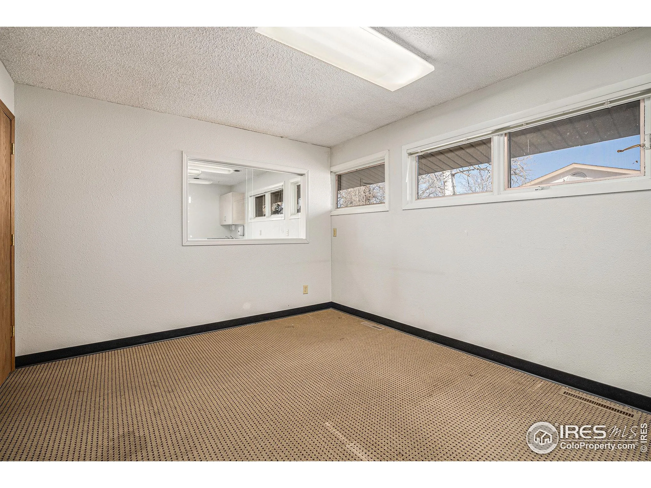 Loveland, Colorado 80538, United States, ,Commercial,Pending,85698