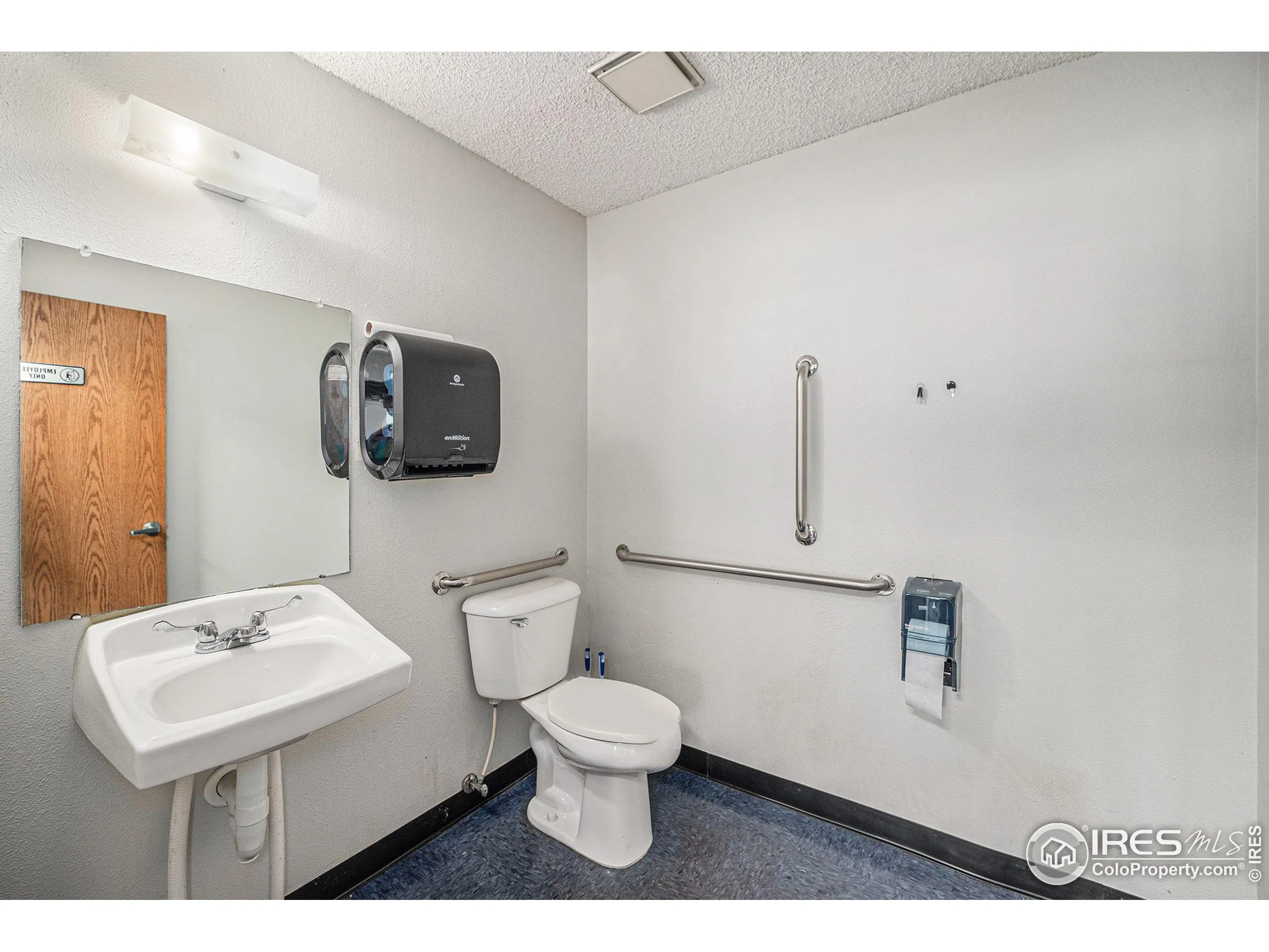 Loveland, Colorado 80538, United States, ,Commercial,Pending,85698