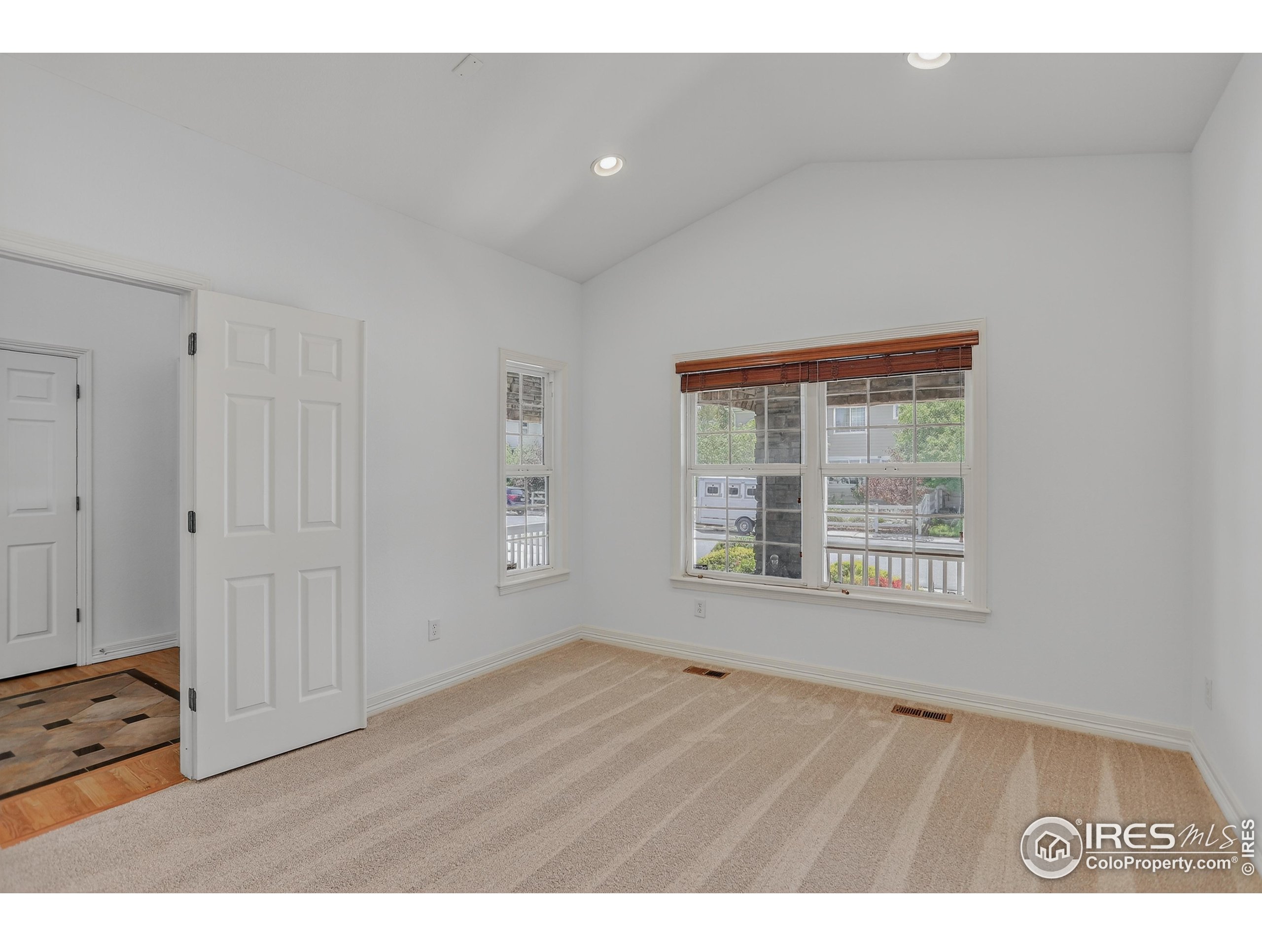1504 Taylor Mountain Dr