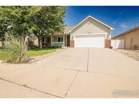 Photo of 3218 Grenache St, Evans, CO 80634 (MLS # 1047950)