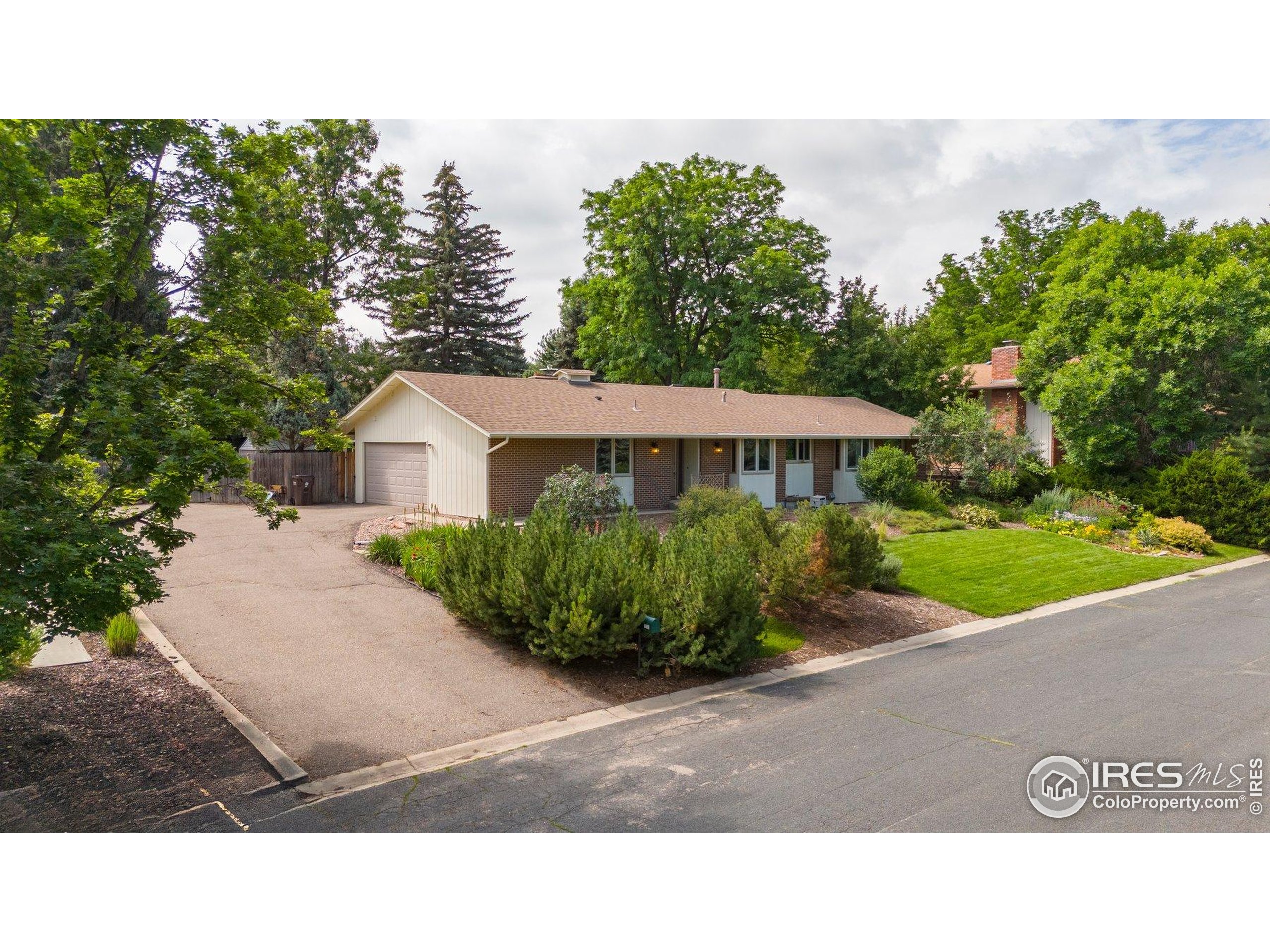 7290 Mount Sherman Rd