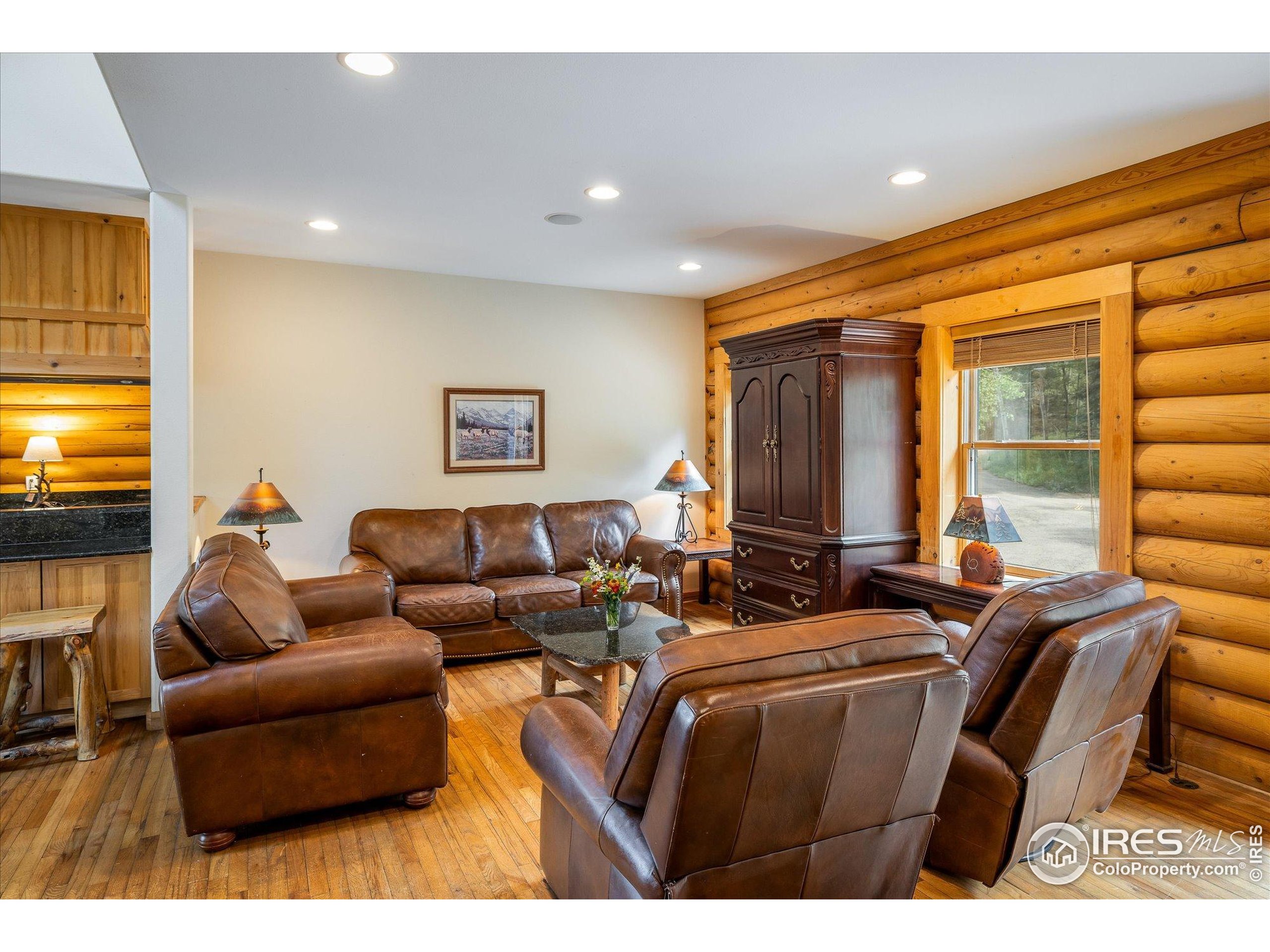 280 Hummer Dr
