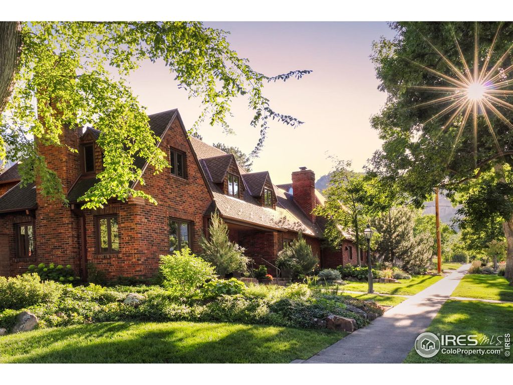 Photo of 750 Cascade Ave, Boulder, CO 80302 (MLS # 1016422)