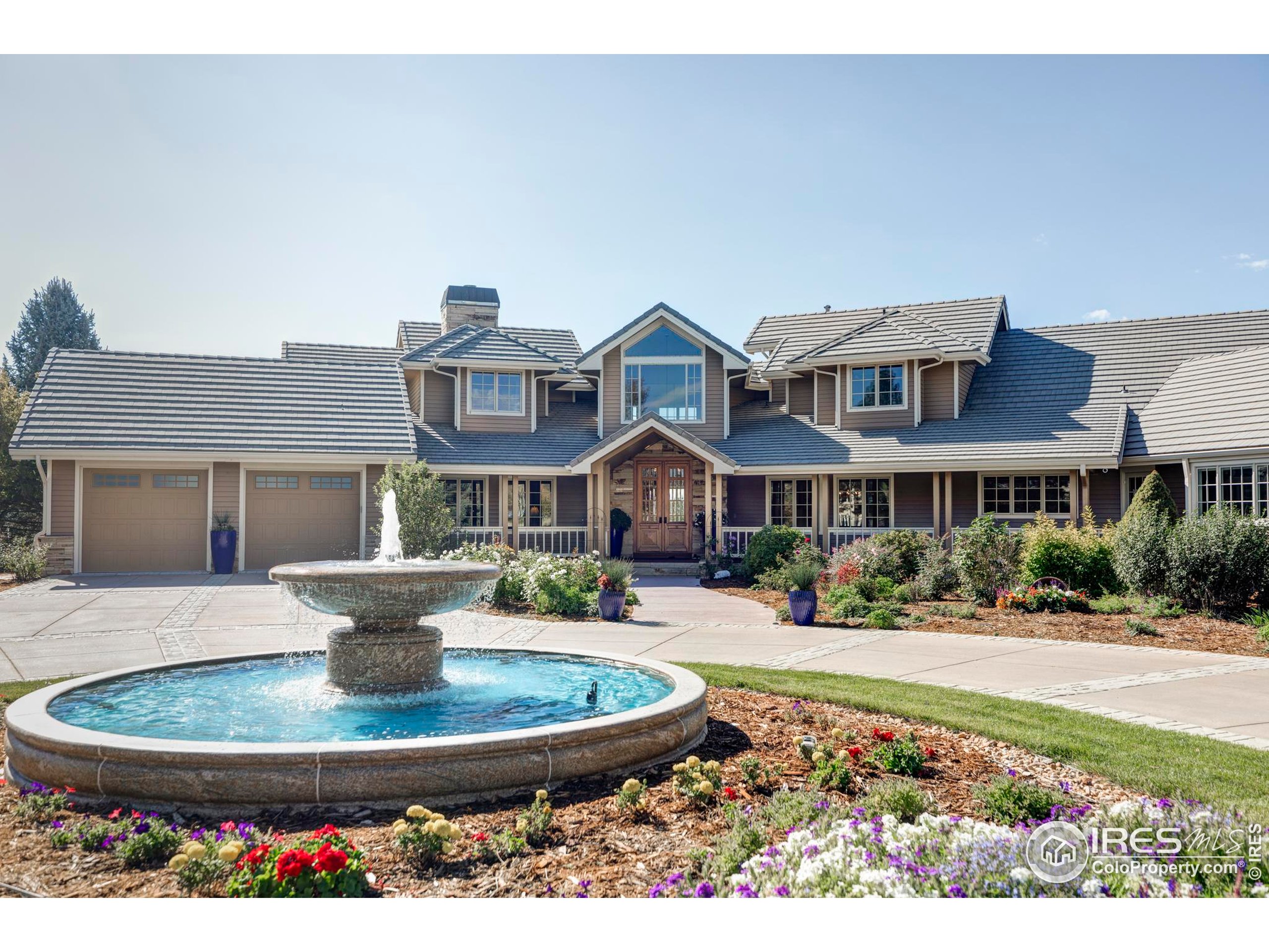 9402 Crystal Ln